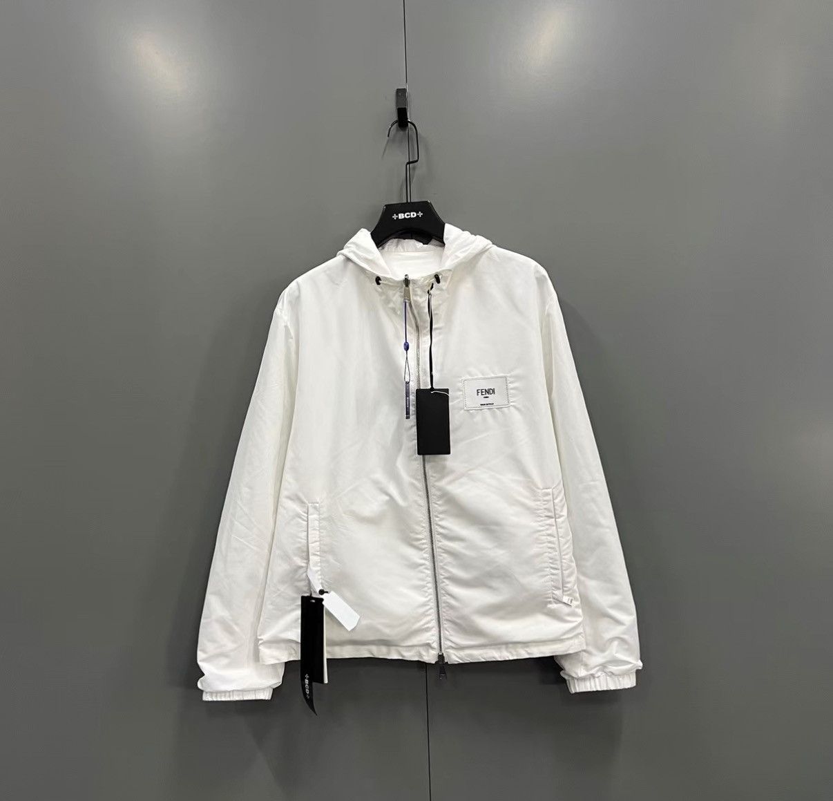 Fendi Fendi white logo embroidered reversible jacket J41 Size US M / EU 48-50 / 2 - 1 Thumbnail