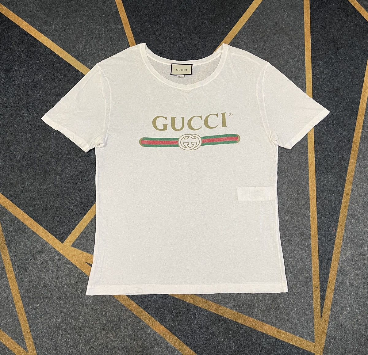 Gucci 🔥A$AP ROCKY🔥Gucci Classic Logo White Tee - size L Size US L / EU 52-54 / 3 - 2 Thumbnail