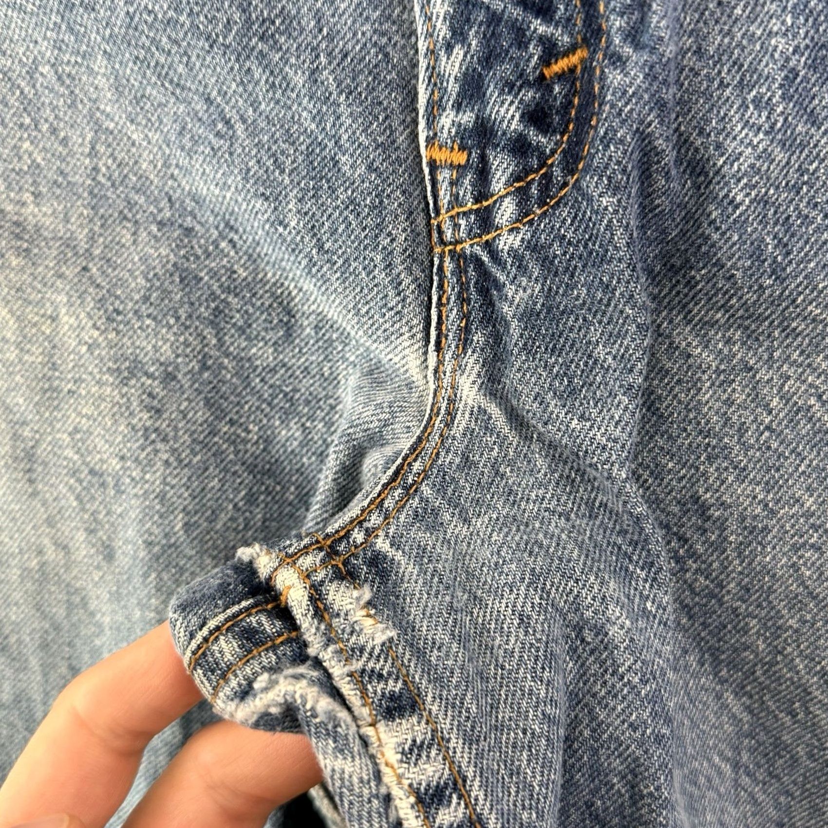 Levi's VINTAGE Levi's Jeans Womens 9 Slim 26x30 Light Blue 90s USA Levi's 512 Slim Fit Tapered Leg Womens Size 30" / US 8 / IT 44 - 4 Thumbnail