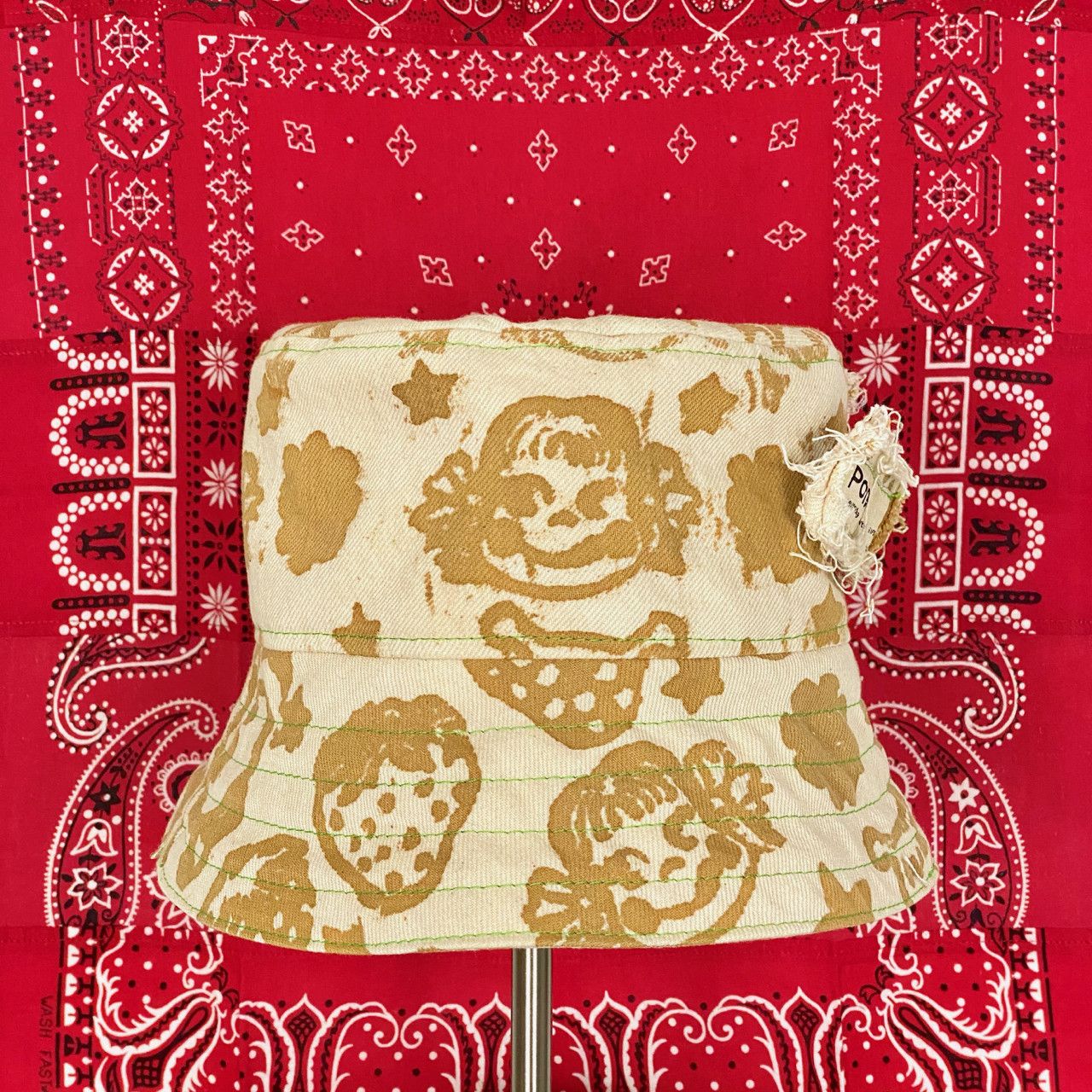 Poche Studio POCHE STUDIO X MISA PEKO HANDMADE REVERSIBLE BUCKET HAT Size ONE SIZE - 1 Thumbnail