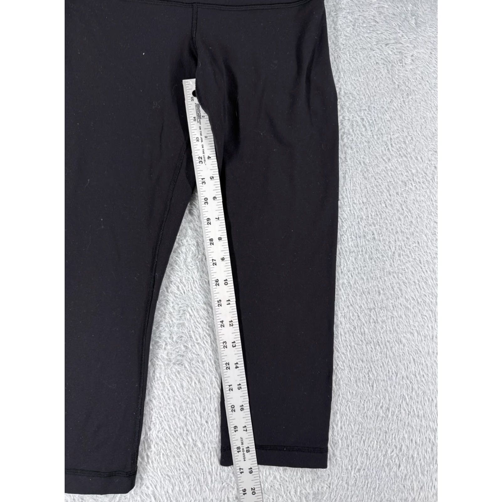 Lululemon Lululemon Wunder Under Pants Womens 6 Black 21" Inseam Cropped Stretch Yoga Activewear High Rise Gym Straight Read Me Size 28" / US 6 / IT 42 - 5 Thumbnail