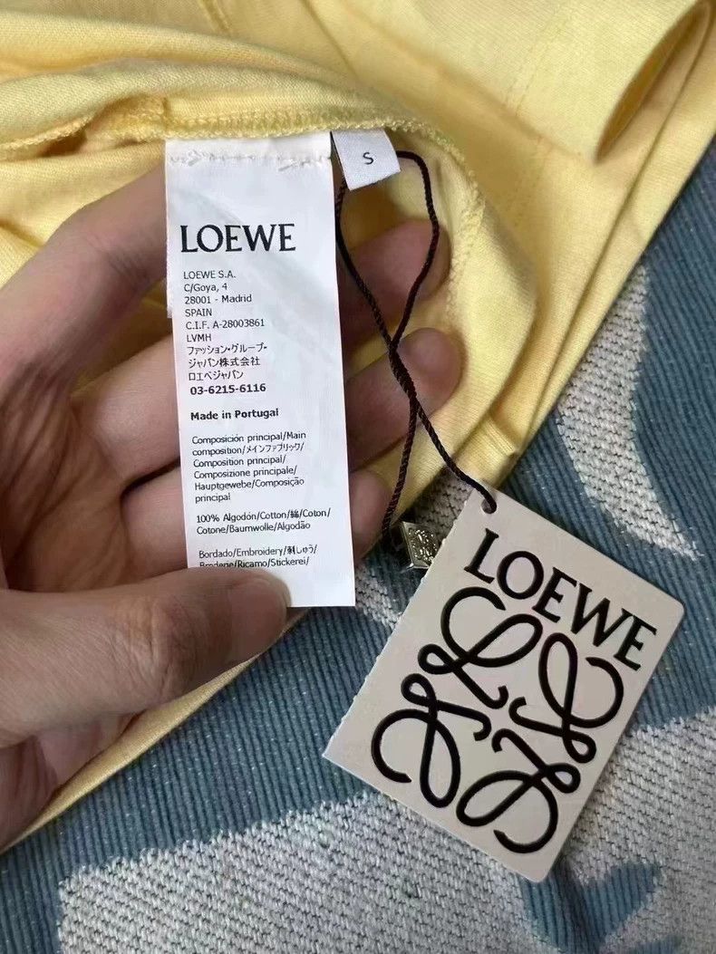 Loewe LOEWE Yellow short sleeves Size S / US 4 / IT 40 - 3 Thumbnail