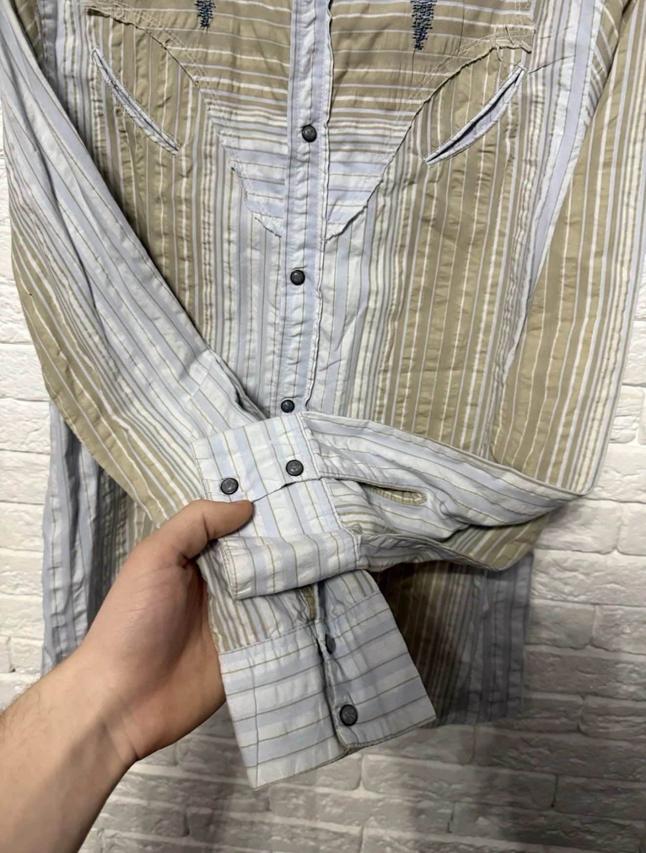 Diesel Vintage Diesel Avant Garde Shirt Y2K Embroidered Logos Sz M Size US M / EU 48-50 / 2 - 6 Thumbnail
