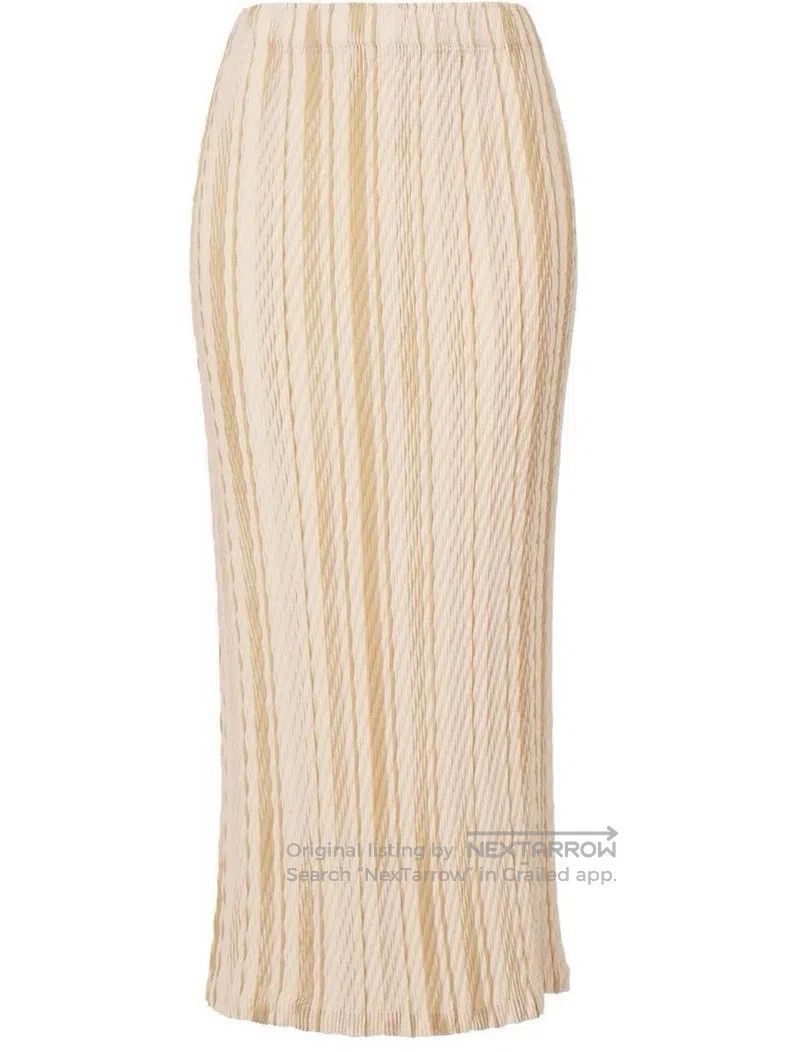 Issey Miyake Issey Miyake size:1 Small Fish Scale Midi Skirt Size 22" - 1 Thumbnail