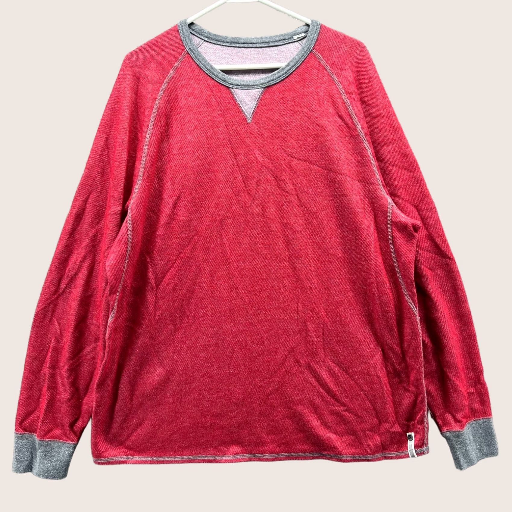 Tommy Bahama VINTAGE Tommy Bahama Sweater Mens Large Red Grey Adult Pullover Crewneck Fleece Size US L / EU 52-54 / 3 - 1 Thumbnail