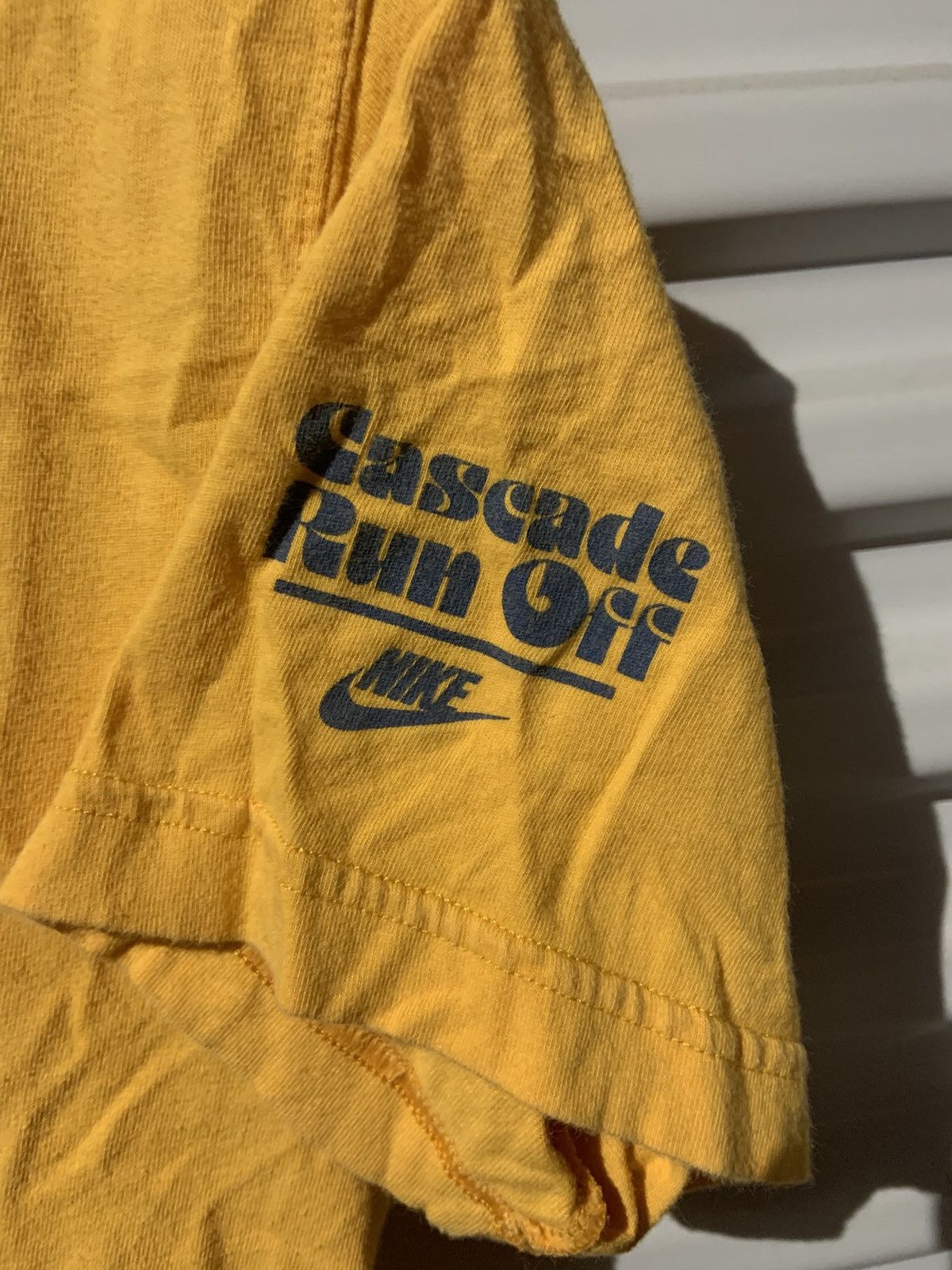 Nike Vintage Nike Cascade Run Off Tee Size US S / EU 44-46 / 1 - 4 Thumbnail