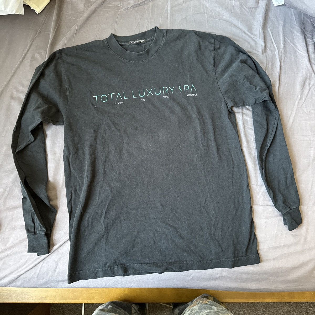 Total Luxury Spa Total Luxury Spa long sleeve Size US L / EU 52-54 / 3 - 2 Thumbnail