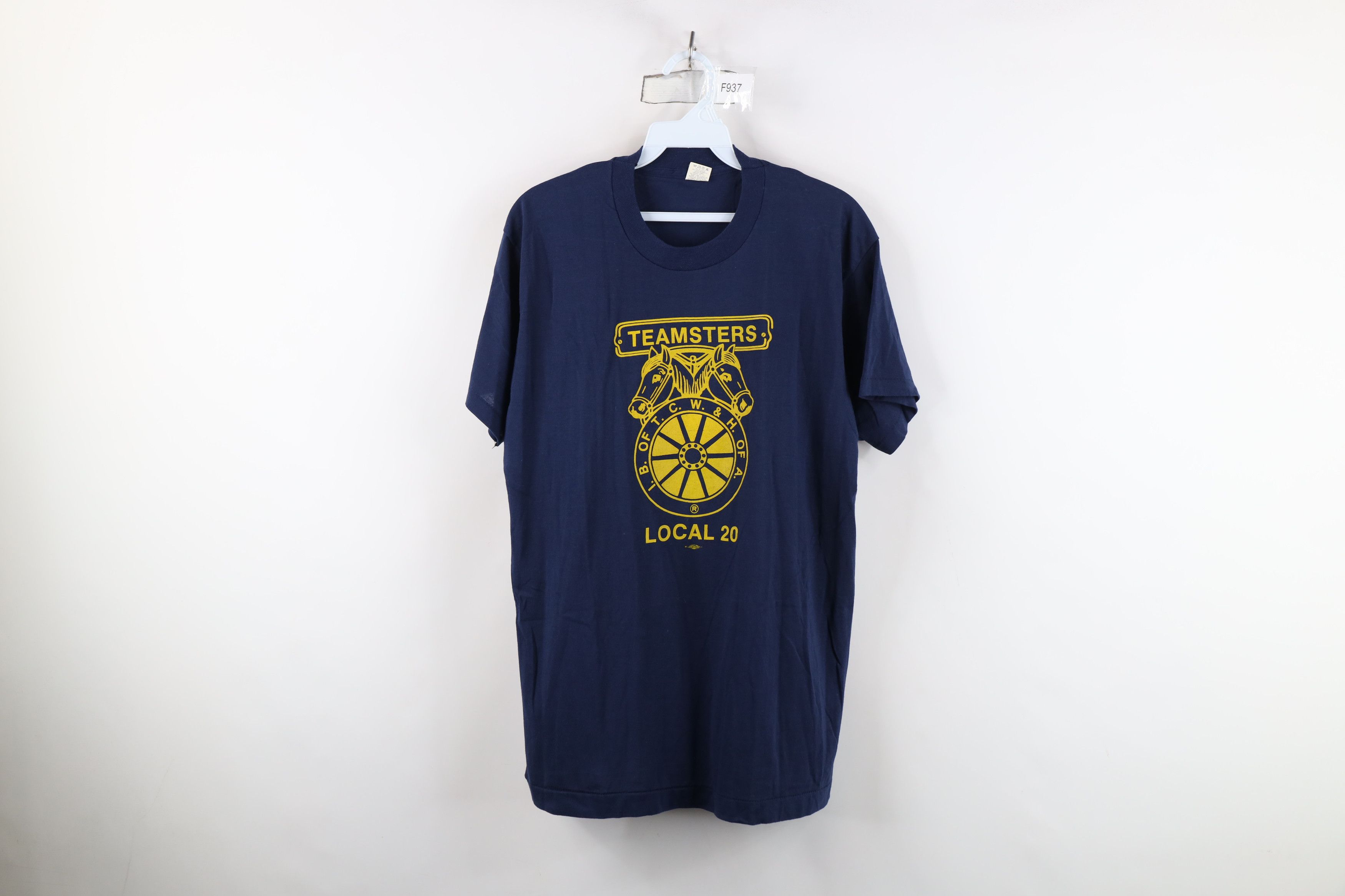 Vintage Vintage 80s Union Local 20 Short Sleeve T-Shirt Blue USA Size US XL / EU 56 / 4 - 1 Thumbnail