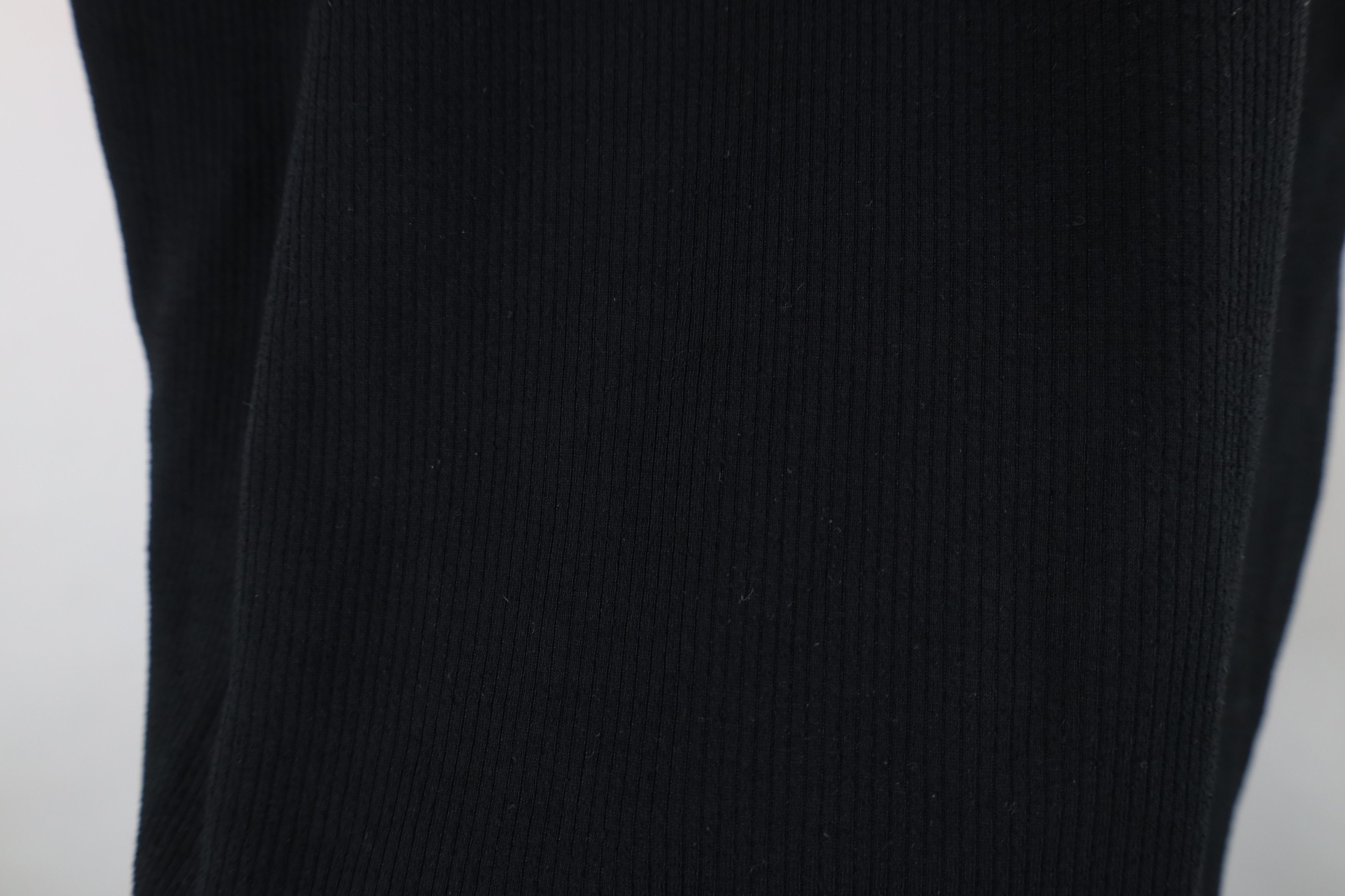 Reebok Vintage 90s Reebok Spell Ribbed Knit V-Neck T-Shirt Black Size US M / EU 48-50 / 2 - 8 Thumbnail