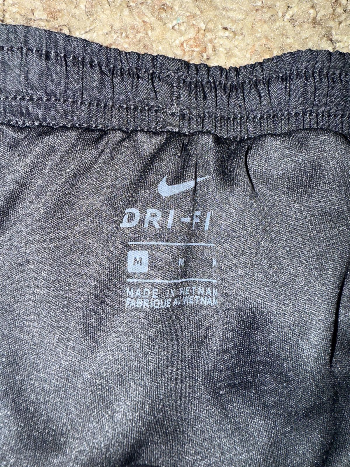 Nike Nike Big Kid’s (Girl’s) Dry-Fit Tempo Short Sample Size 24" / US 00 / IT 34 - 3 Thumbnail