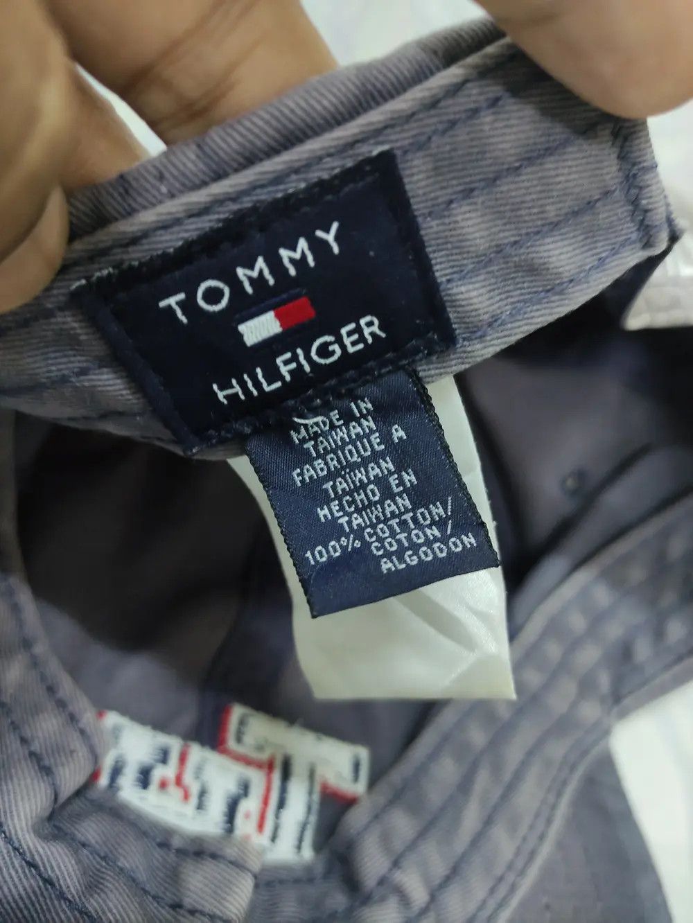 Tommy Hilfiger × Vintage TOMMY HILFIGER VINTAGE CAP DISTRESSED SUNFADED Size ONE SIZE - 11 Thumbnail