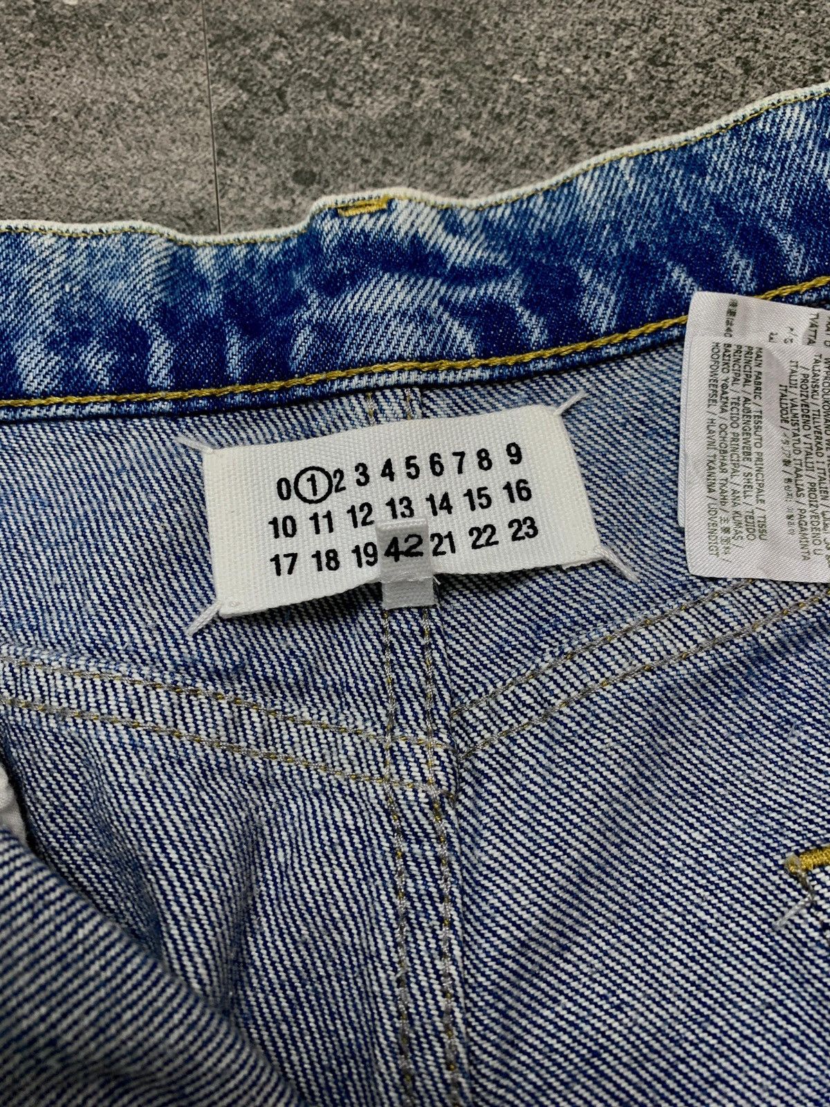 Maison Margiela FREE TAX! Line 1 Slash Cut Baggy Denim Jeans Size US 29 - 11 Thumbnail