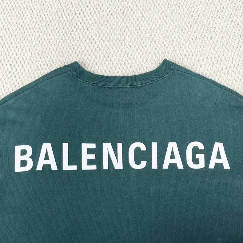 Balenciaga Balenciaga Dark green sweater with old letters logo on the Size US L / EU 52-54 / 3 - 4 Thumbnail