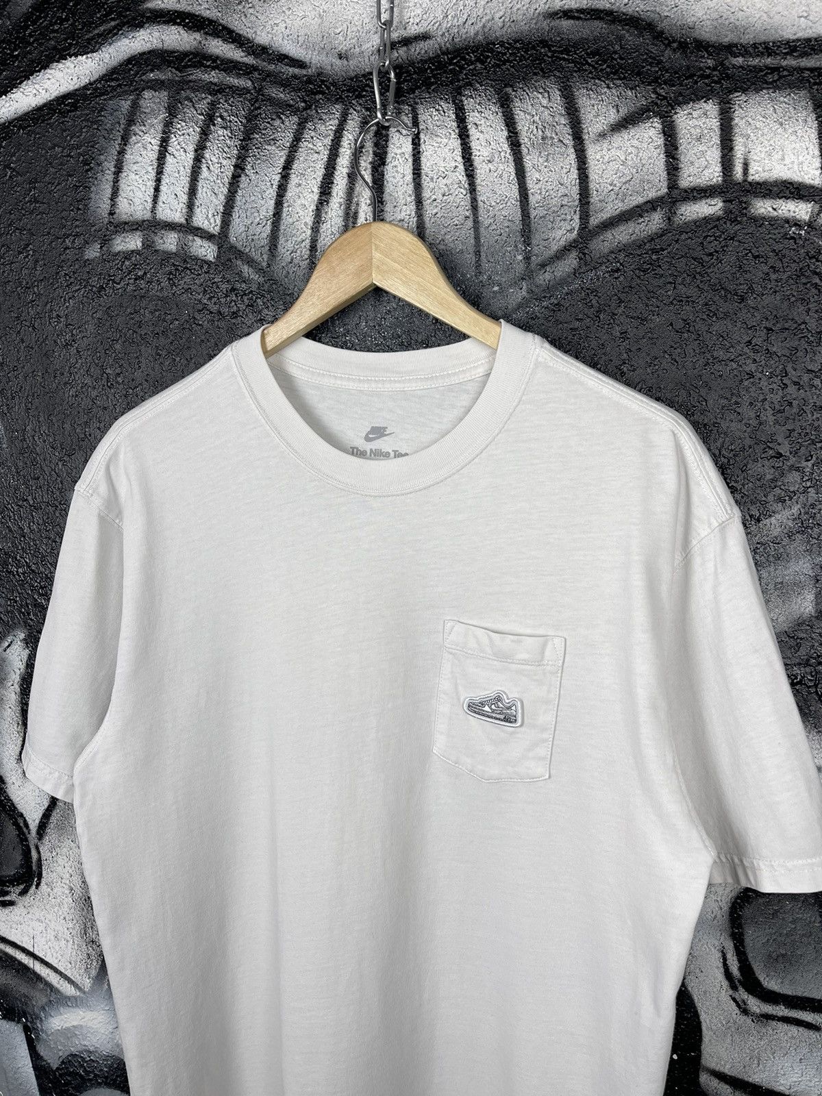 Nike Nike Air Force Pocket T-Shirt Loose Fit Men’s Size S Size US S / EU 44-46 / 1 - 3 Thumbnail