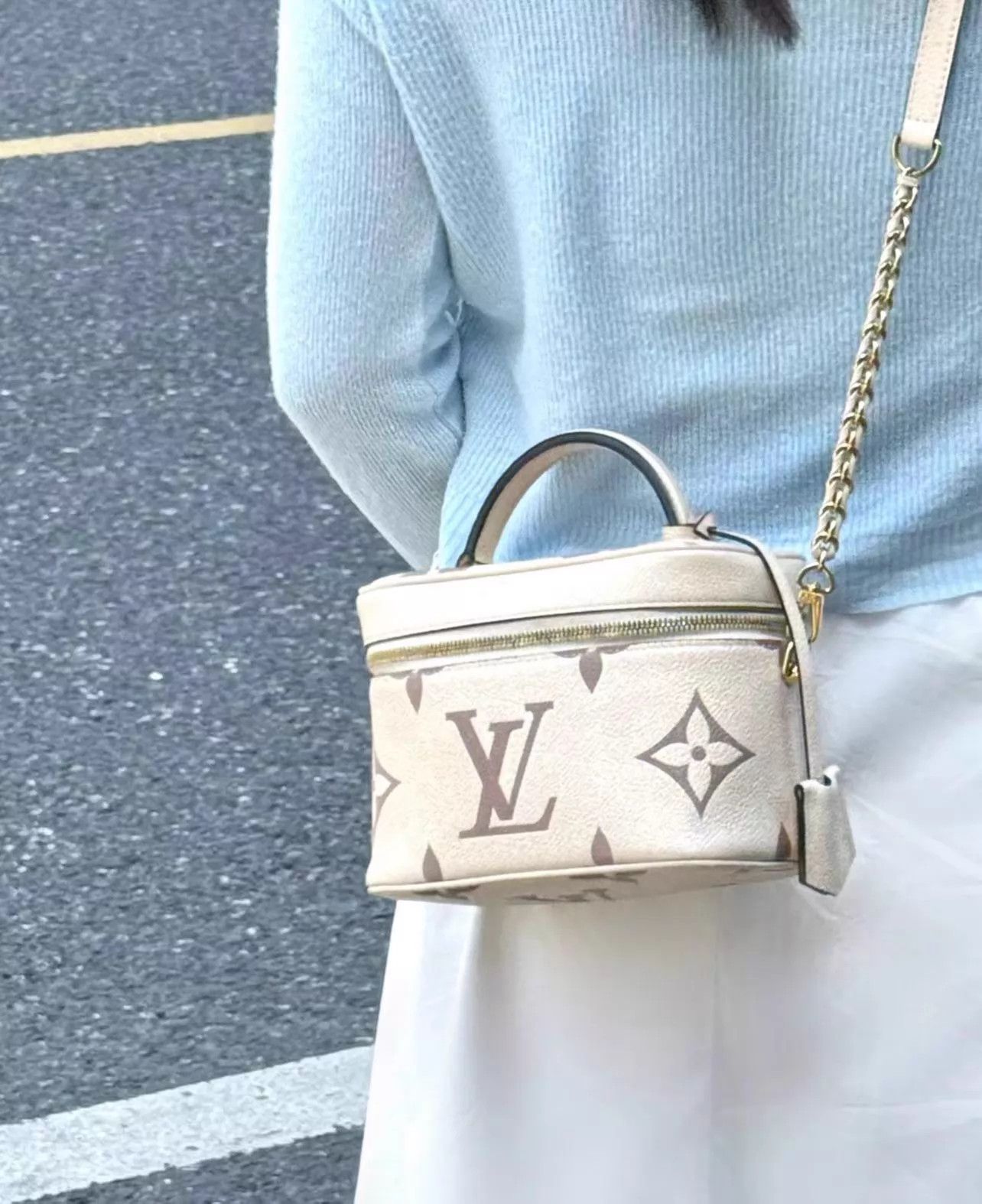 Louis Vuitton LV Vanity Cream White Leather Case Near Mint w/Dust Bag M940 Size ONE SIZE - 9 Thumbnail