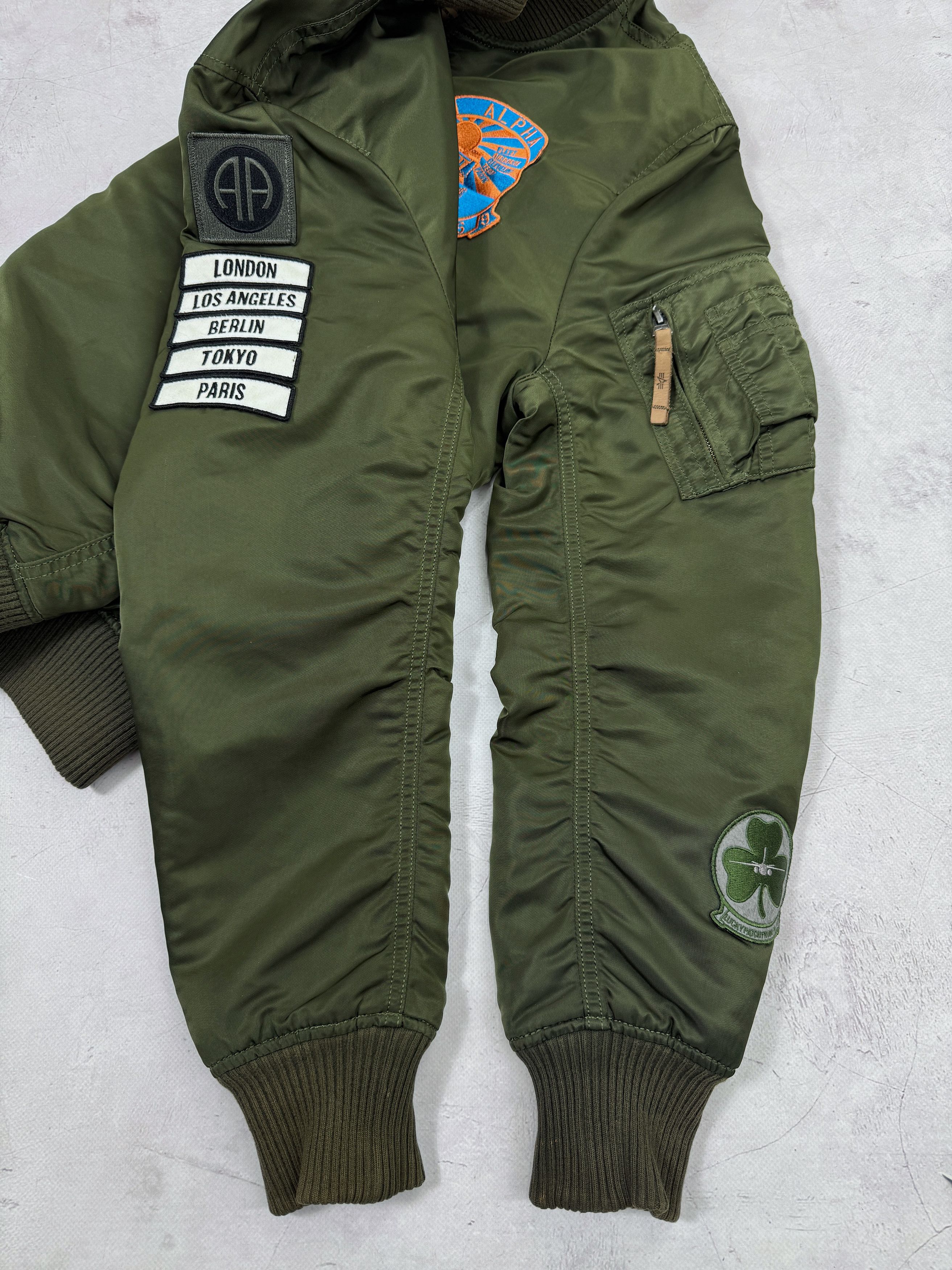 Alpha Industries Alpha Industries MA-1 TT Flying Bomber Jacket Size US M / EU 48-50 / 2 - 17 Thumbnail