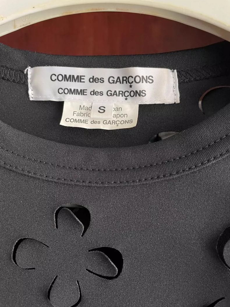 Comme des Garcons Comme Des Garcons Cutout top Size S / US 4 / IT 40 - 4 Thumbnail