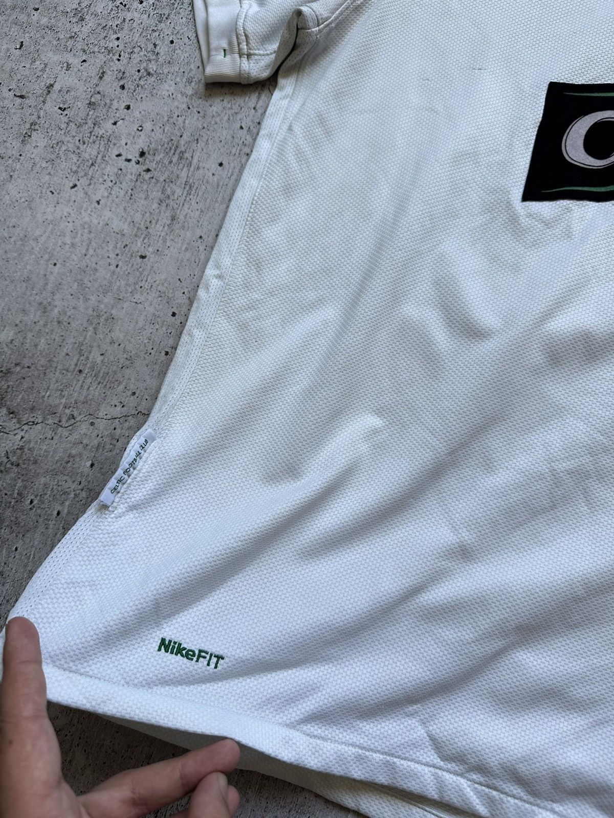 Nike 2009/10 Nike Celtic Vintage Third Kit Soccer Jersey Size US L / EU 52-54 / 3 - 4 Thumbnail
