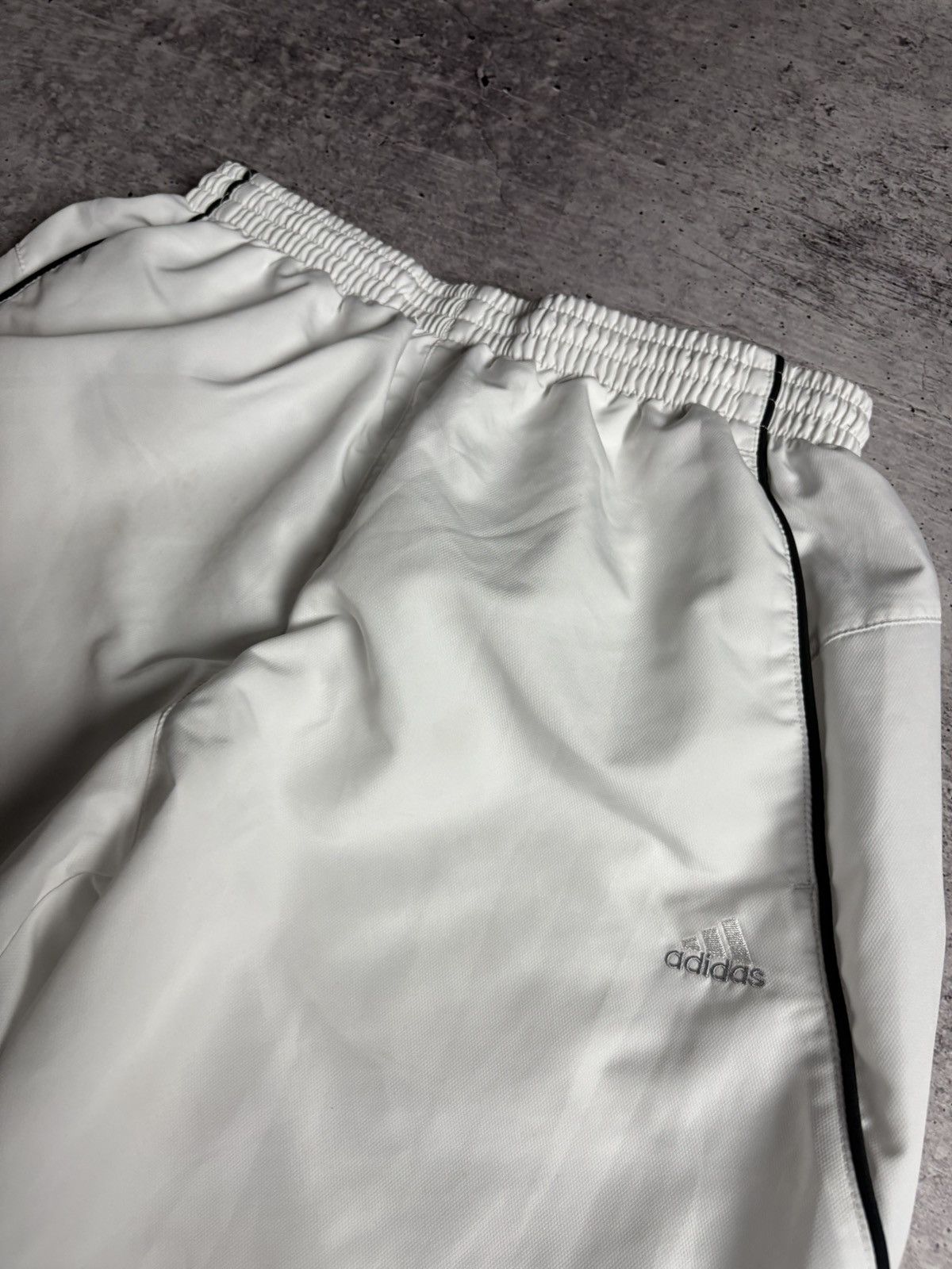 Adidas Adidas Vintage Nylon Pants Size US 30 / EU 46 - 4 Thumbnail