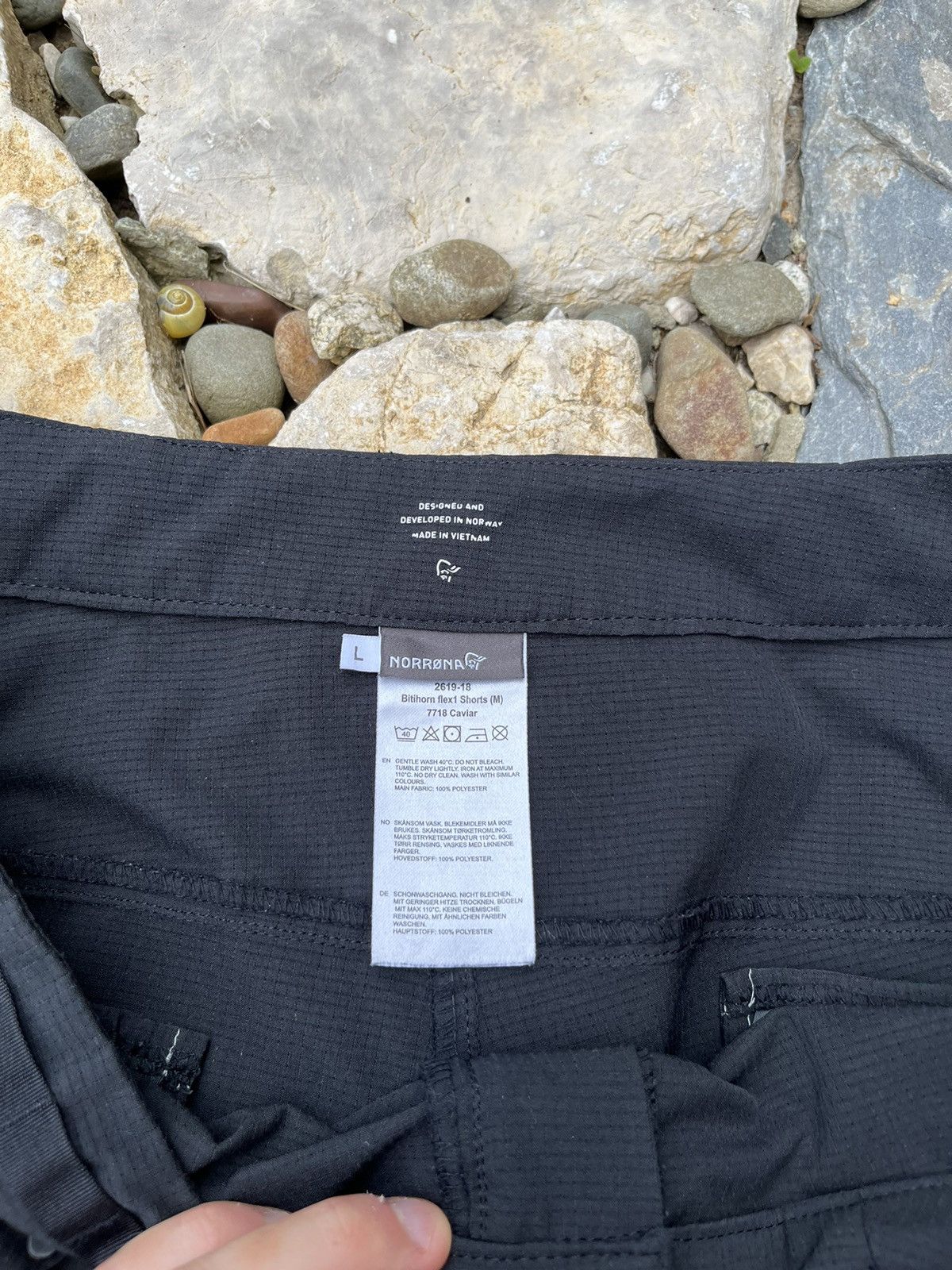 Norrona Norrona Bitihorn flex1 shorts caviar mesh outdoor gorpcore Size US 34 / EU 50 - 13 Thumbnail