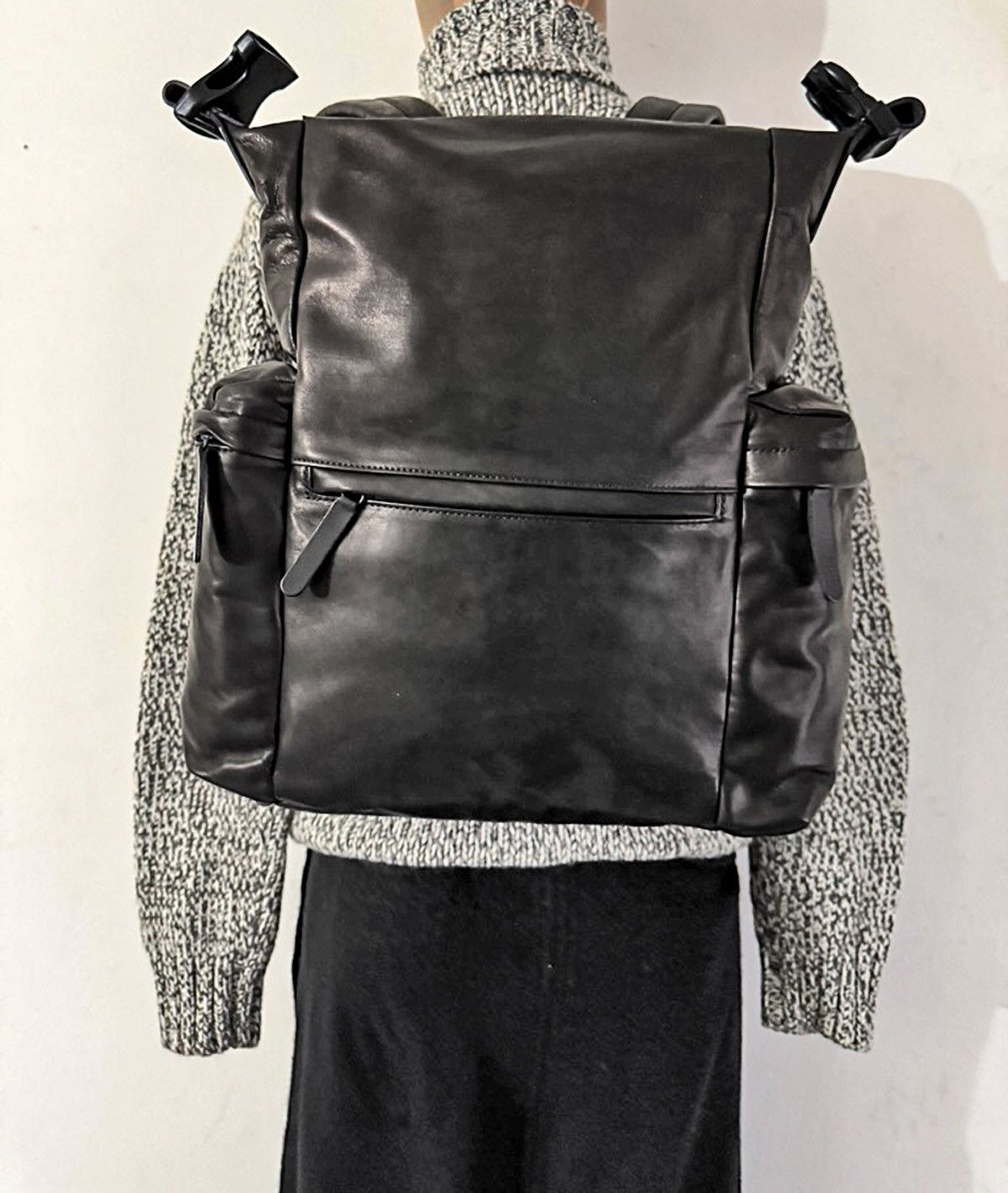 Yohji Yamamoto Horse Leather Multiple-Pocket Backpack Size ONE SIZE - 1 Thumbnail