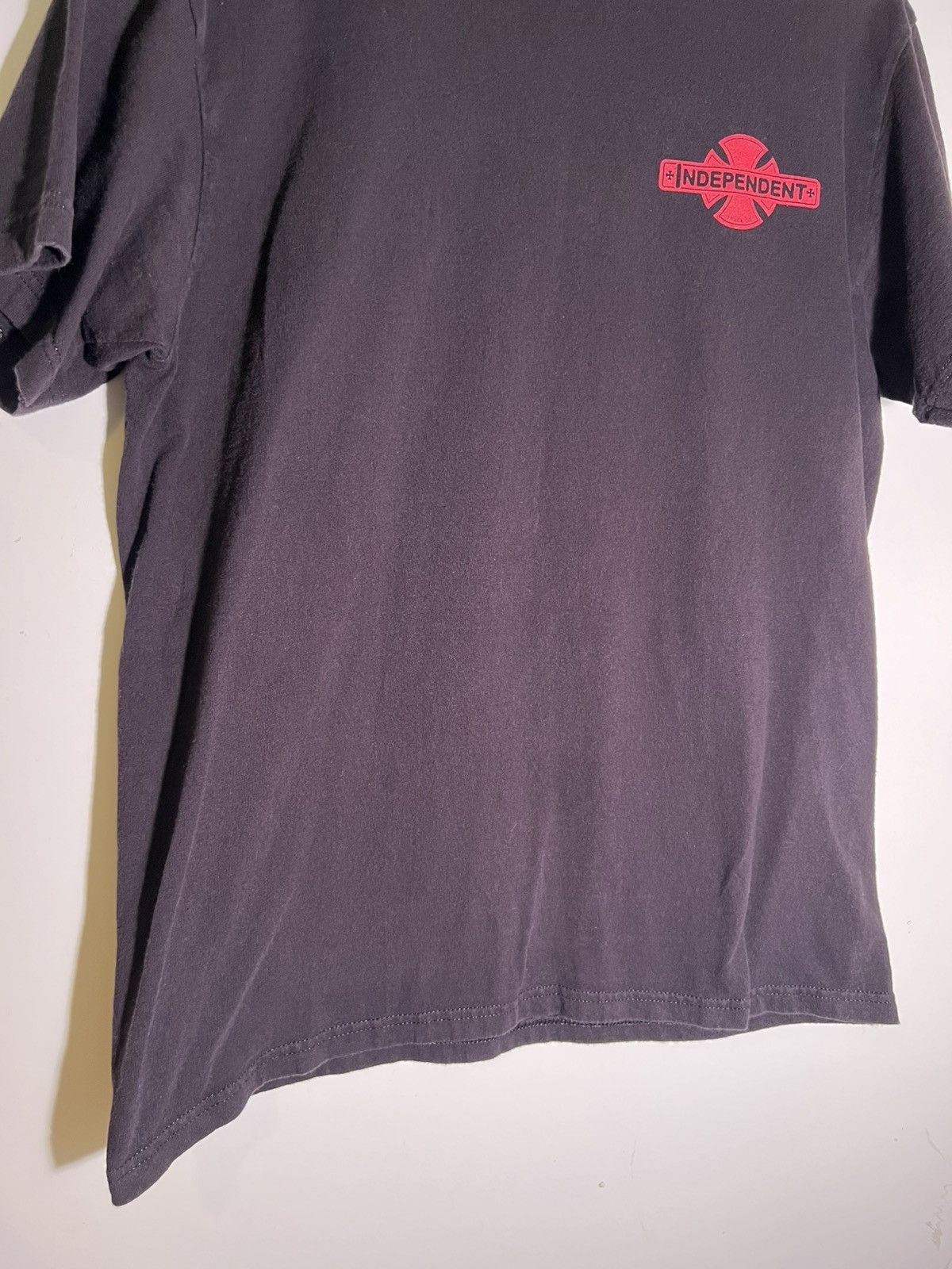 Vintage Y2K 2000’s VTG Vintage Independent Trucks Co Skater T Shirt Size US M / EU 48-50 / 2 - 5 Thumbnail