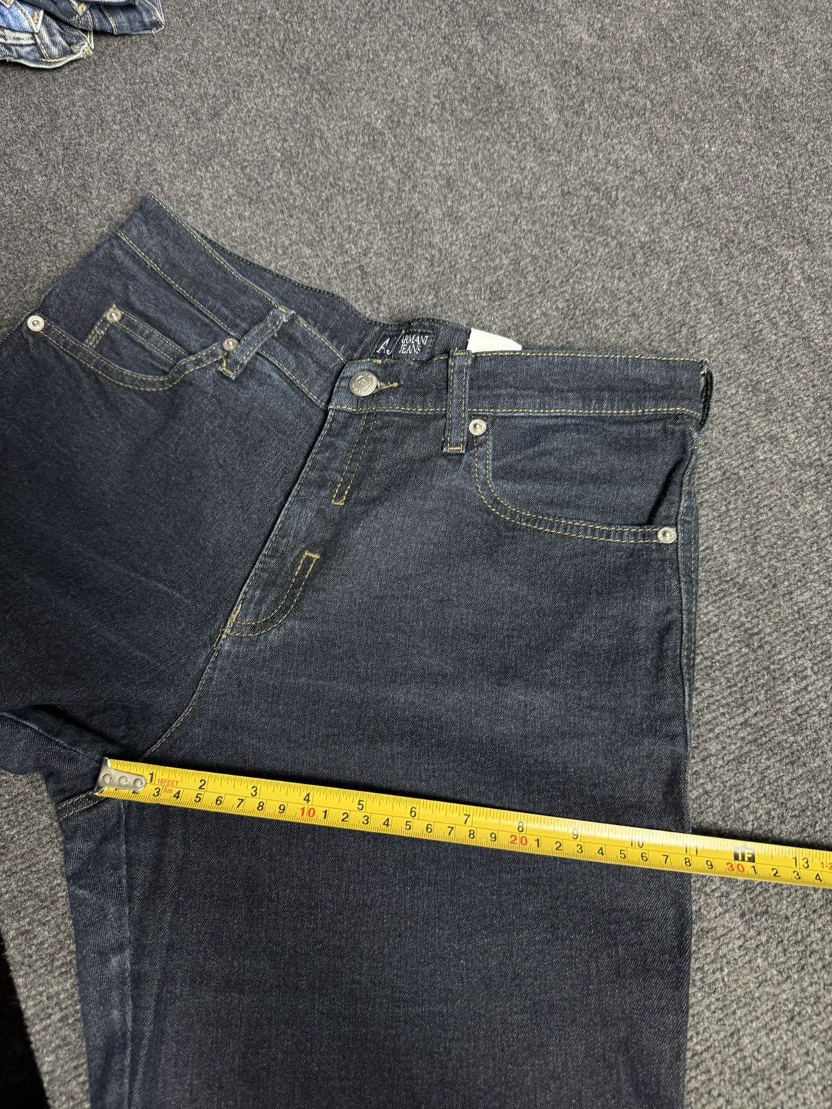 Giorgio Armani 00s Luxury Retro Armani Jeans J05 Dark Indigo Denim Jeans Size US 30 / EU 46 - 23 Thumbnail
