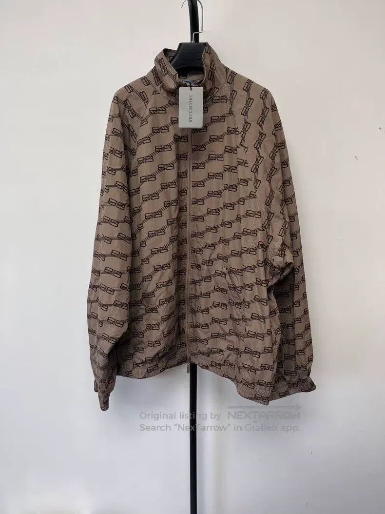 Balenciaga Balenciaga Logo Full Print Stand Collar Zip-Up Loose Fit J Size US S / EU 44-46 / 1 - 1 Thumbnail