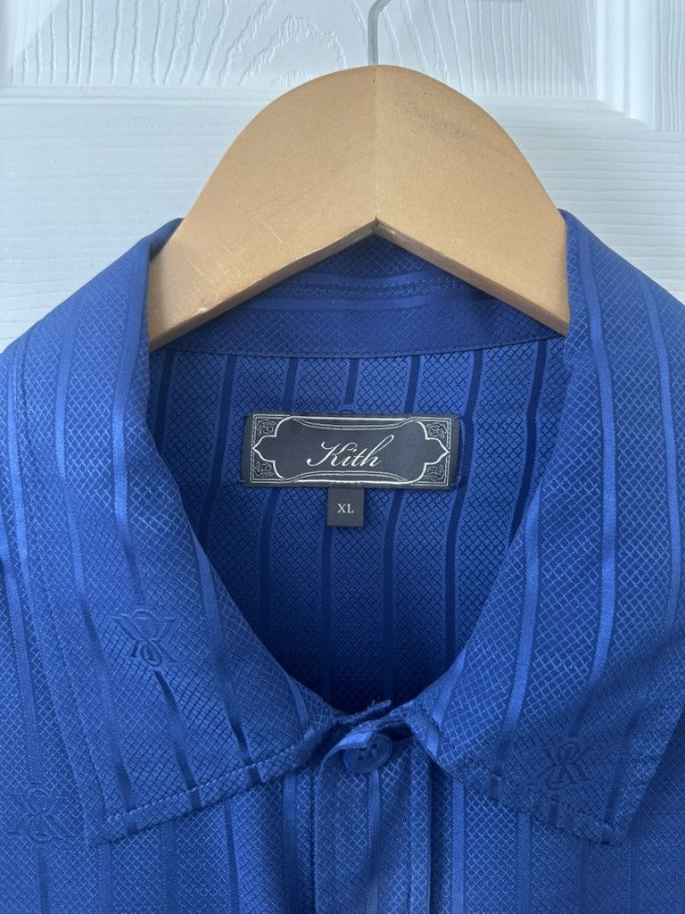 Kith Kith Crest Logo Boxy Collared Silk Overshirt - Bow Blue Size US XL / EU 56 / 4 - 8 Thumbnail