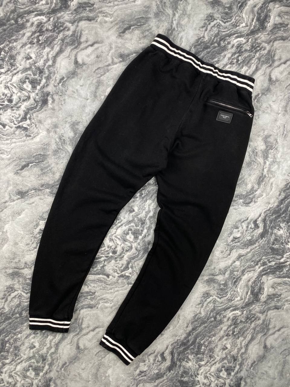 Dolce & Gabbana Dolce & Gabbana Metal Logo Sweatpants Size US 34 / EU 50 - 11 Thumbnail
