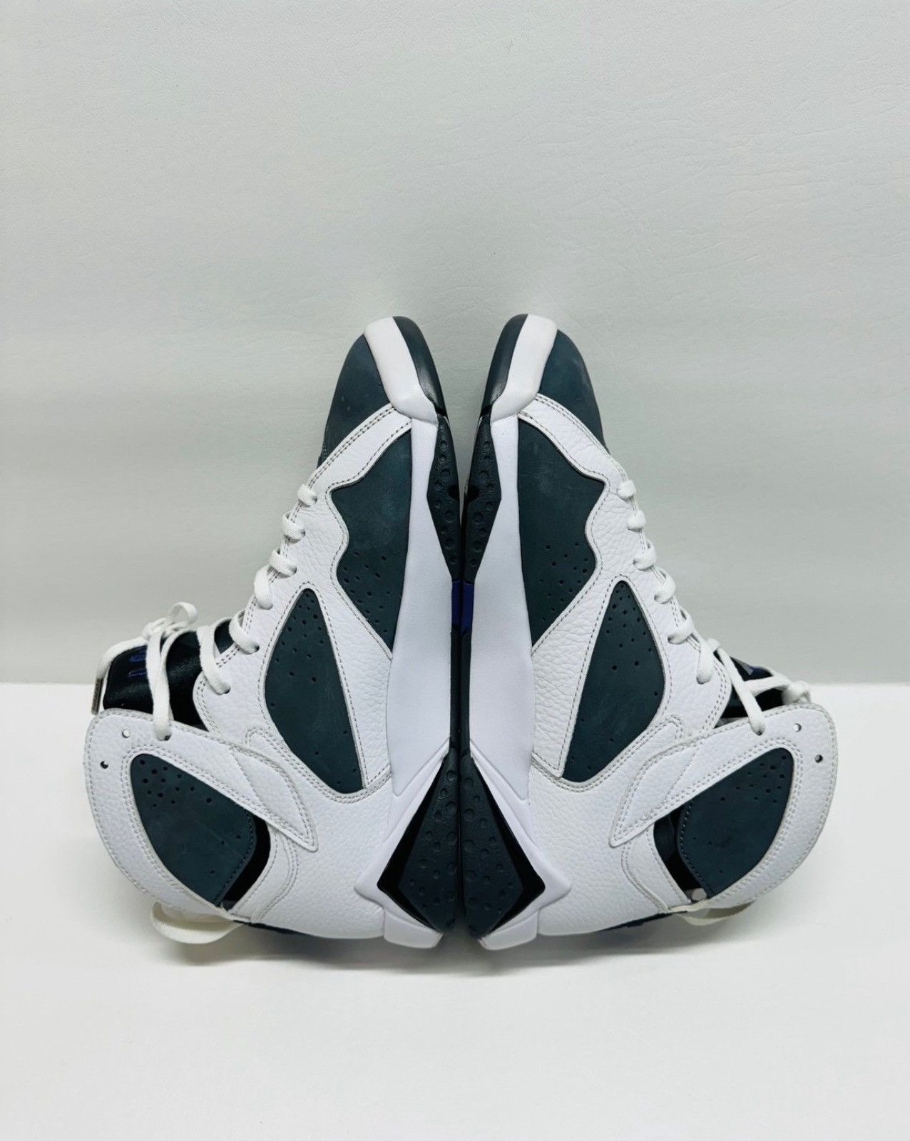 Jordan Brand Air Jordan 7 Retro Flint Grey/White Size US 10.5 / EU 43-44 - 3 Thumbnail