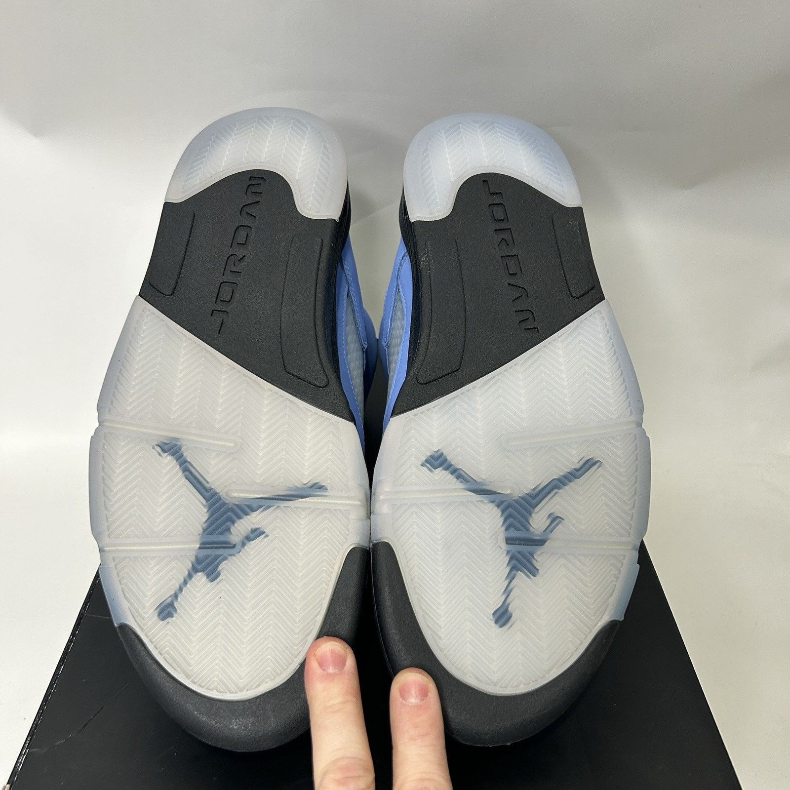Nike Nike Air Jordan 5 Retro SE “UNC/University Blue” DV1310-401 Size US 13 / EU 46 - 5 Thumbnail