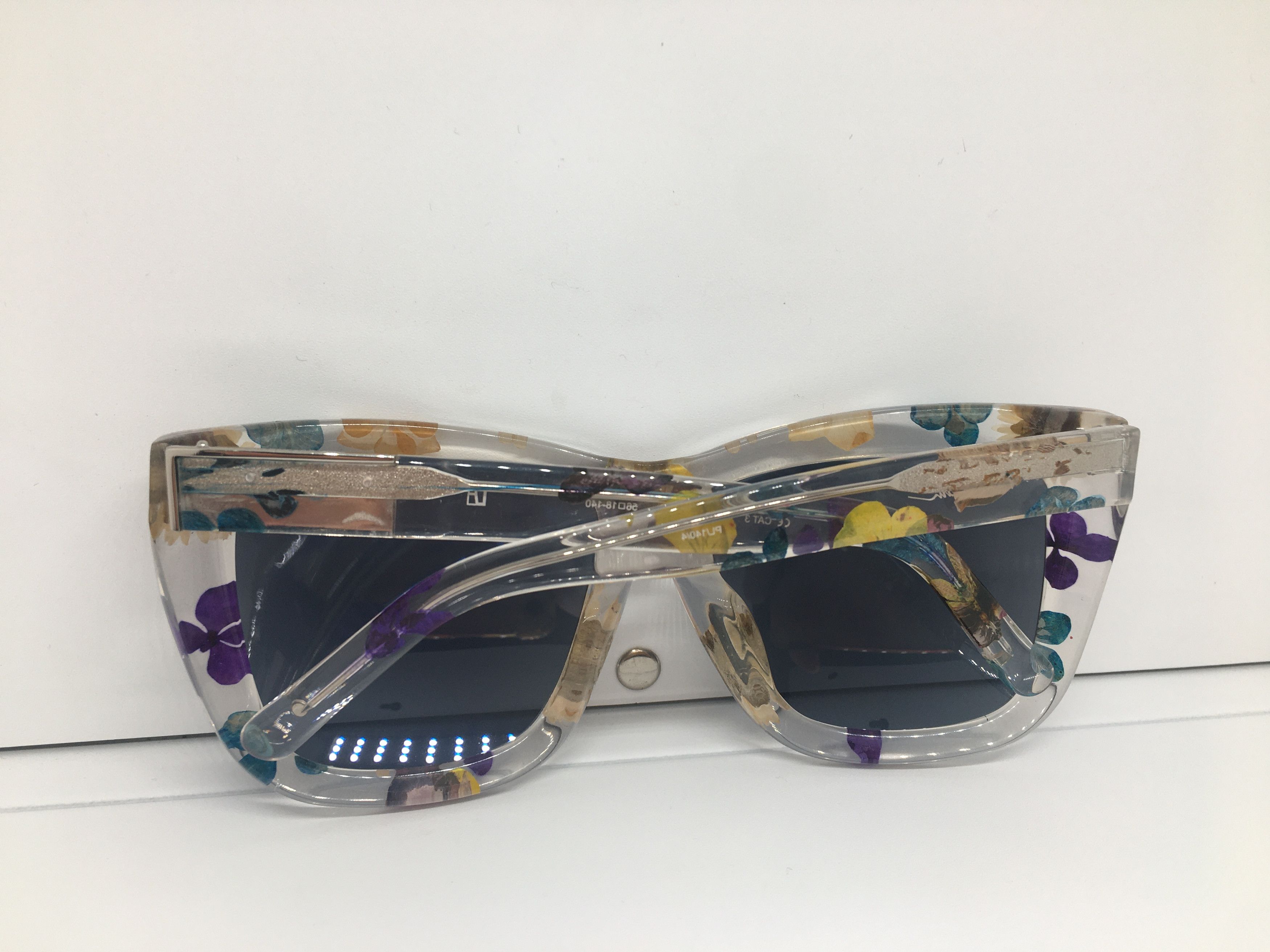 Linda Farrow Linda Farrow Phillip Lim Oversize Flower Sunglasses Size ONE SIZE - 8 Thumbnail