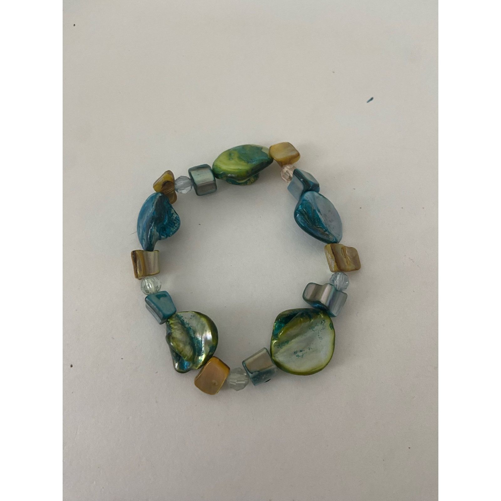 Handmade mother of pearl bracelet Size ONE SIZE - 4 Thumbnail