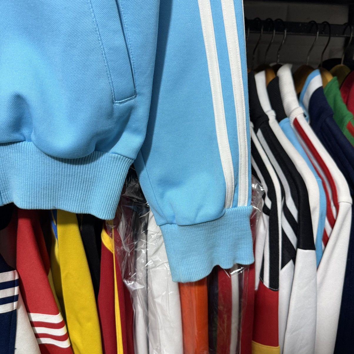 Vintage Vintage adidas i love honolulu track top Size US S / EU 44-46 / 1 - 5 Thumbnail