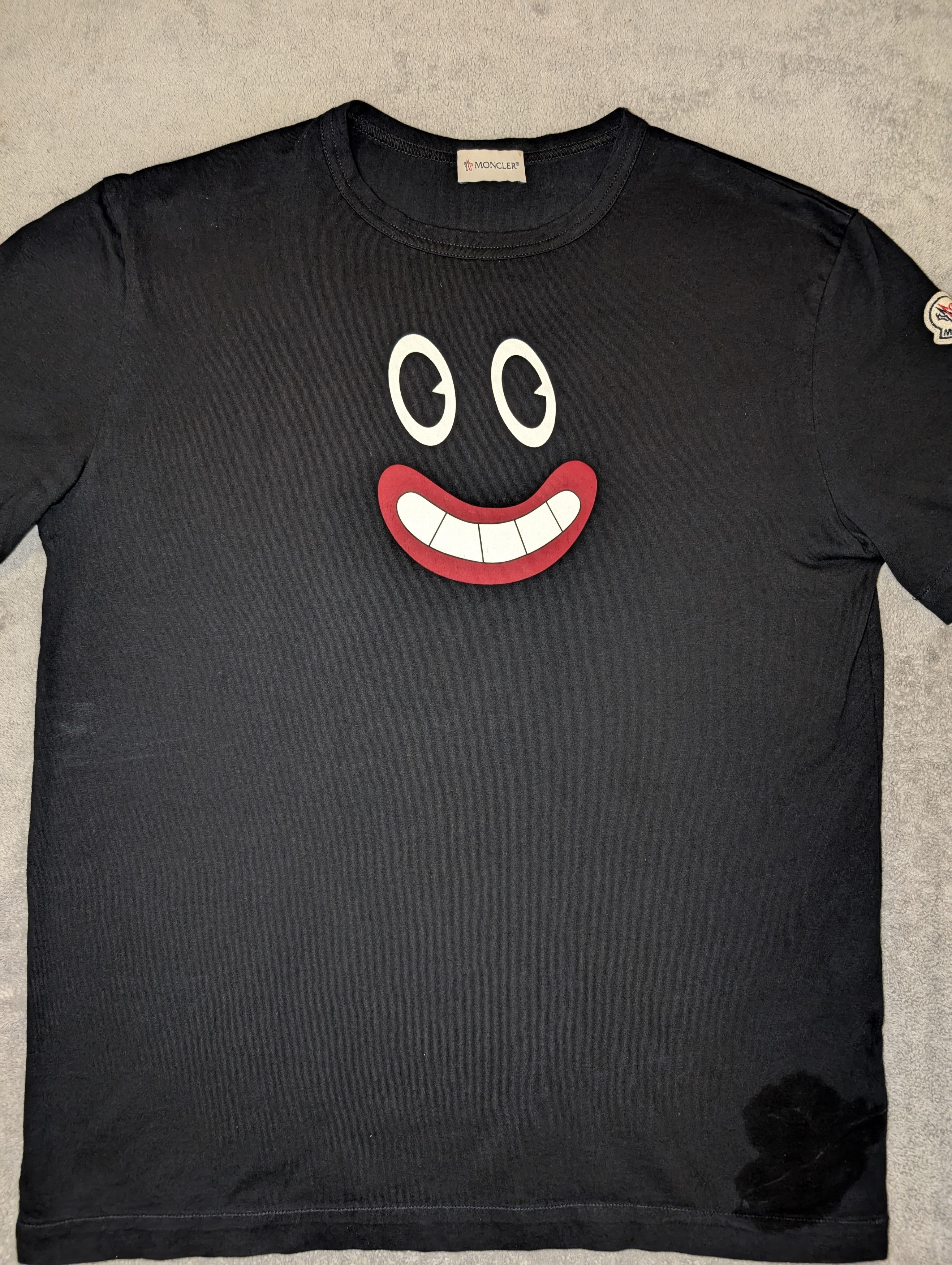 Moncler MONCLERxFRIENDSWITHYOU BLACKFACE T-SHIRT(SUPER RARE) Size US L / EU 52-54 / 3 - 1 Thumbnail