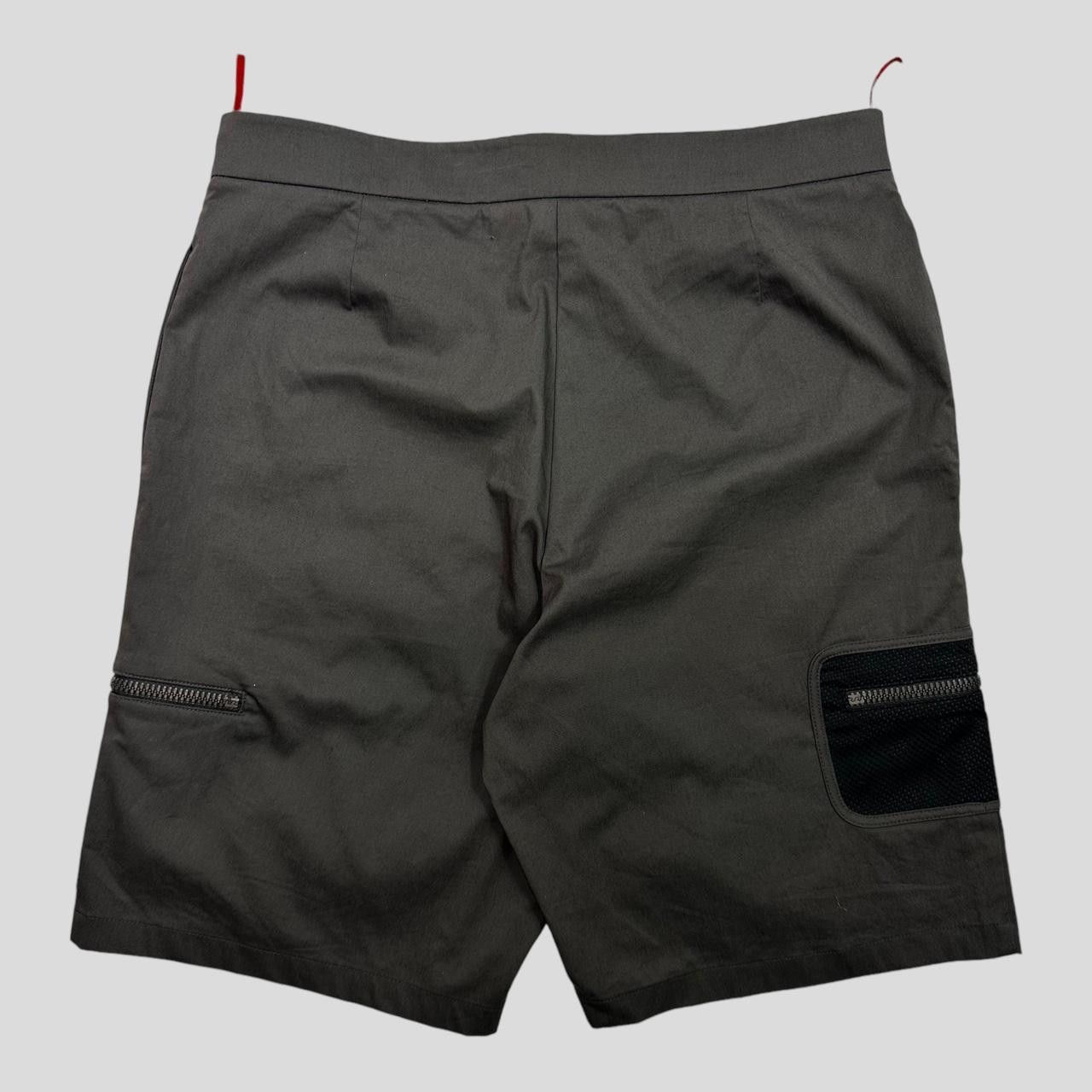 Prada Prada Sport SS00 Mesh Pocket Tech Cargo Shorts - IT48 (M) Size US 32 / EU 48 - 3 Thumbnail