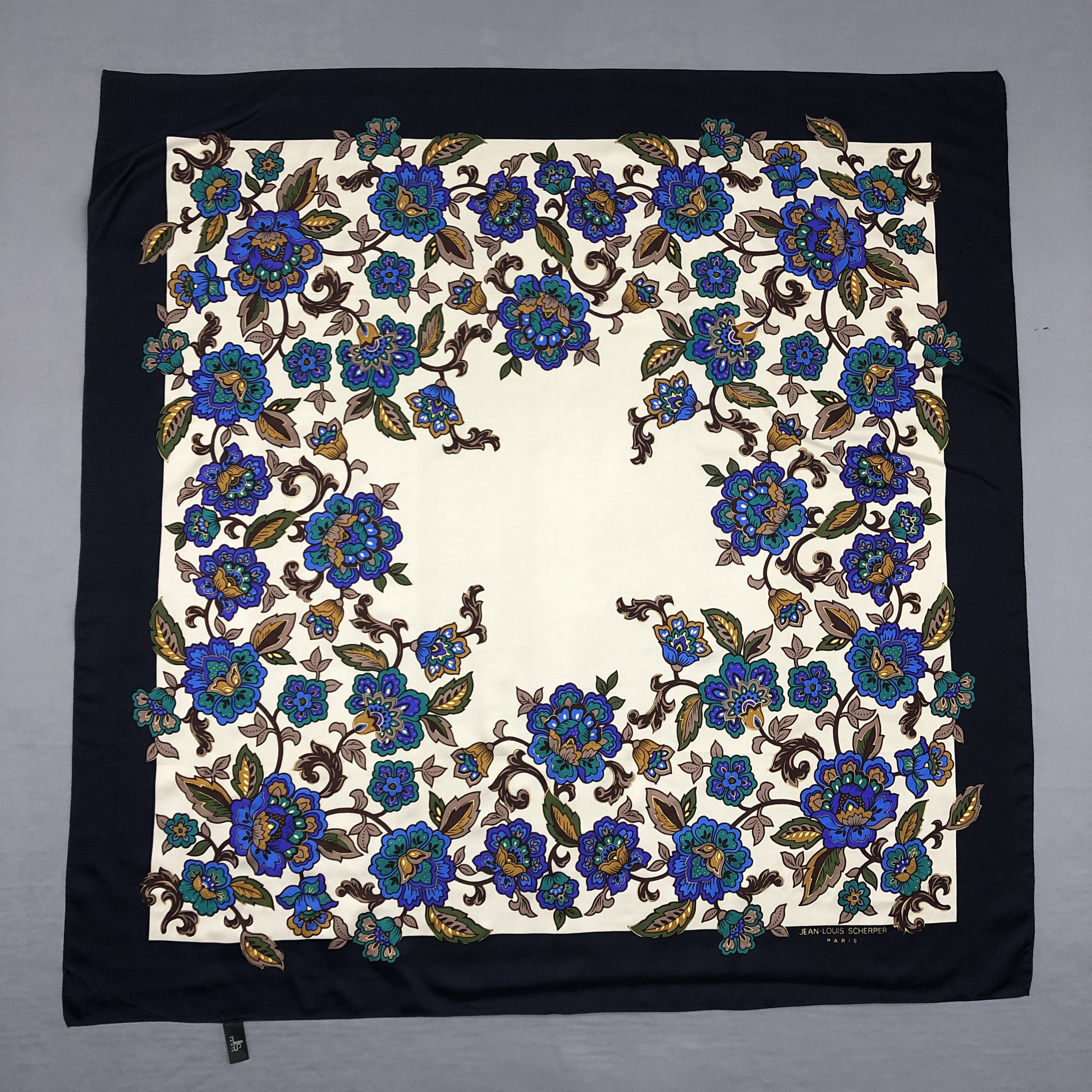 Jean-Louis Scherrer × Vintage Vintage Jean Louis Scherrer SILK Scarf Stole Wraps Scarves Size ONE SIZE - 1 Thumbnail