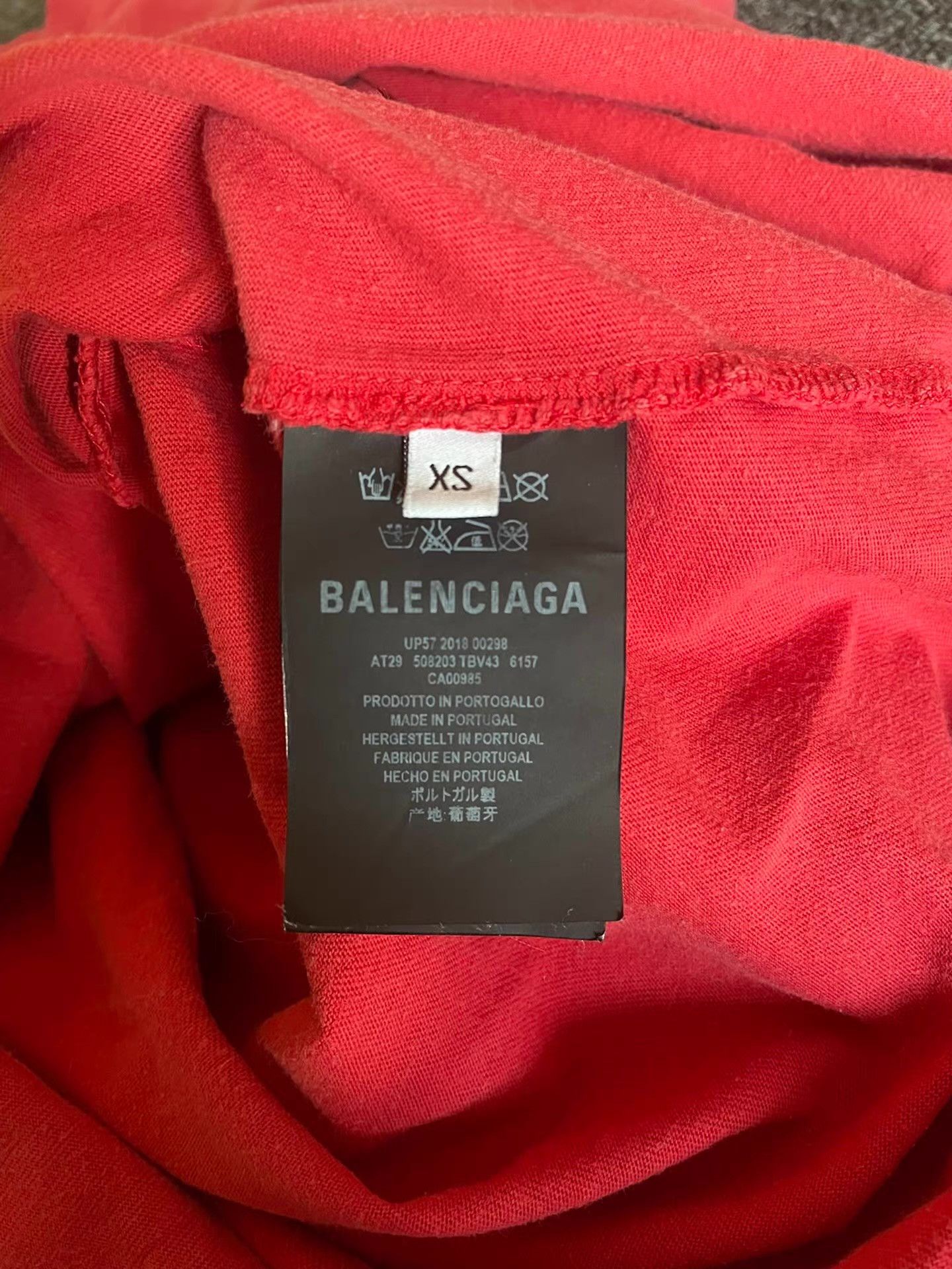 Balenciaga Balenciaga red short-sleeve T-shirt, Size US XS / EU 42 / 0 - 5 Thumbnail