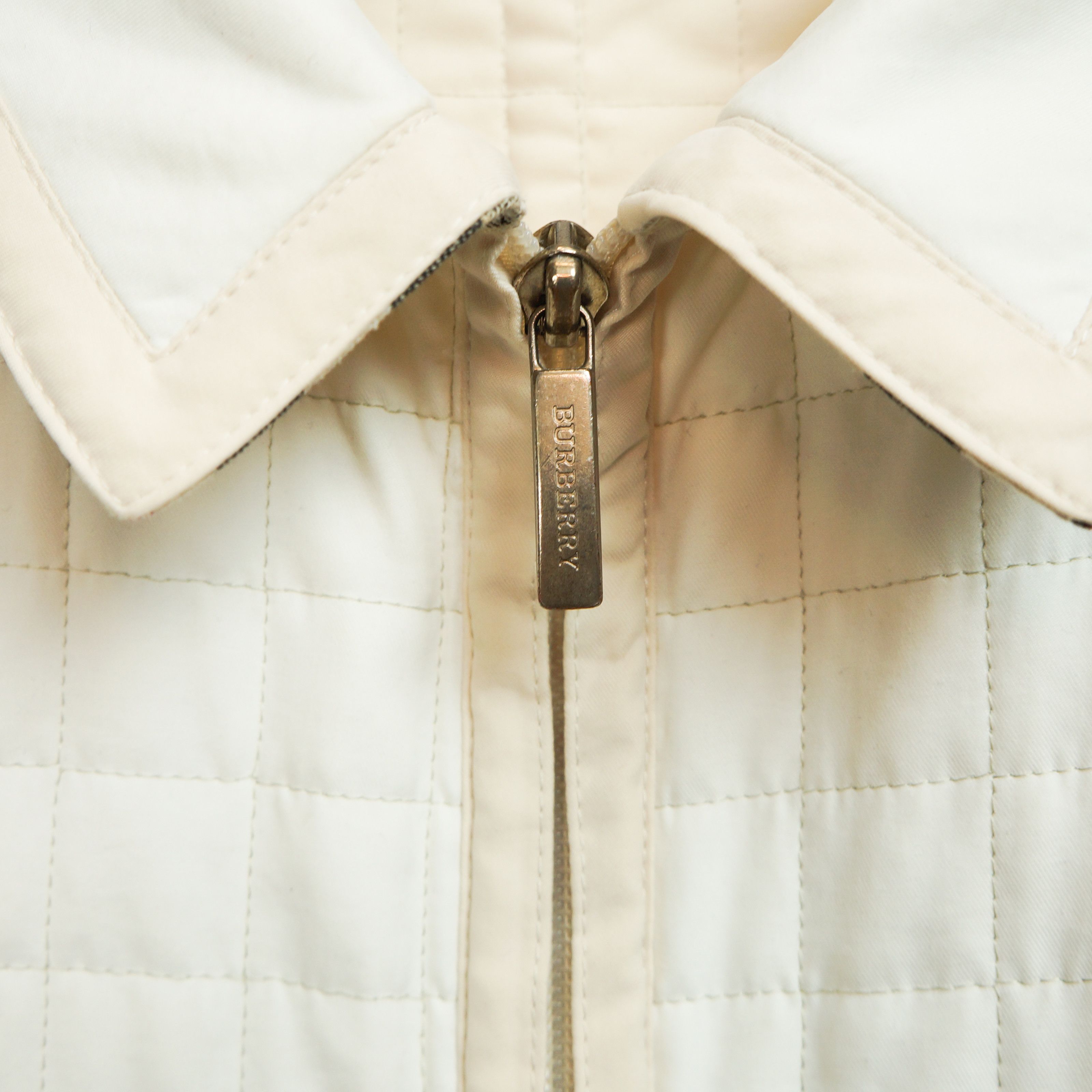 Burberry BURBERRY Quilted Women Jacket White Cream Vintage 90s 00s Size S / US 4 / IT 40 - 5 Thumbnail