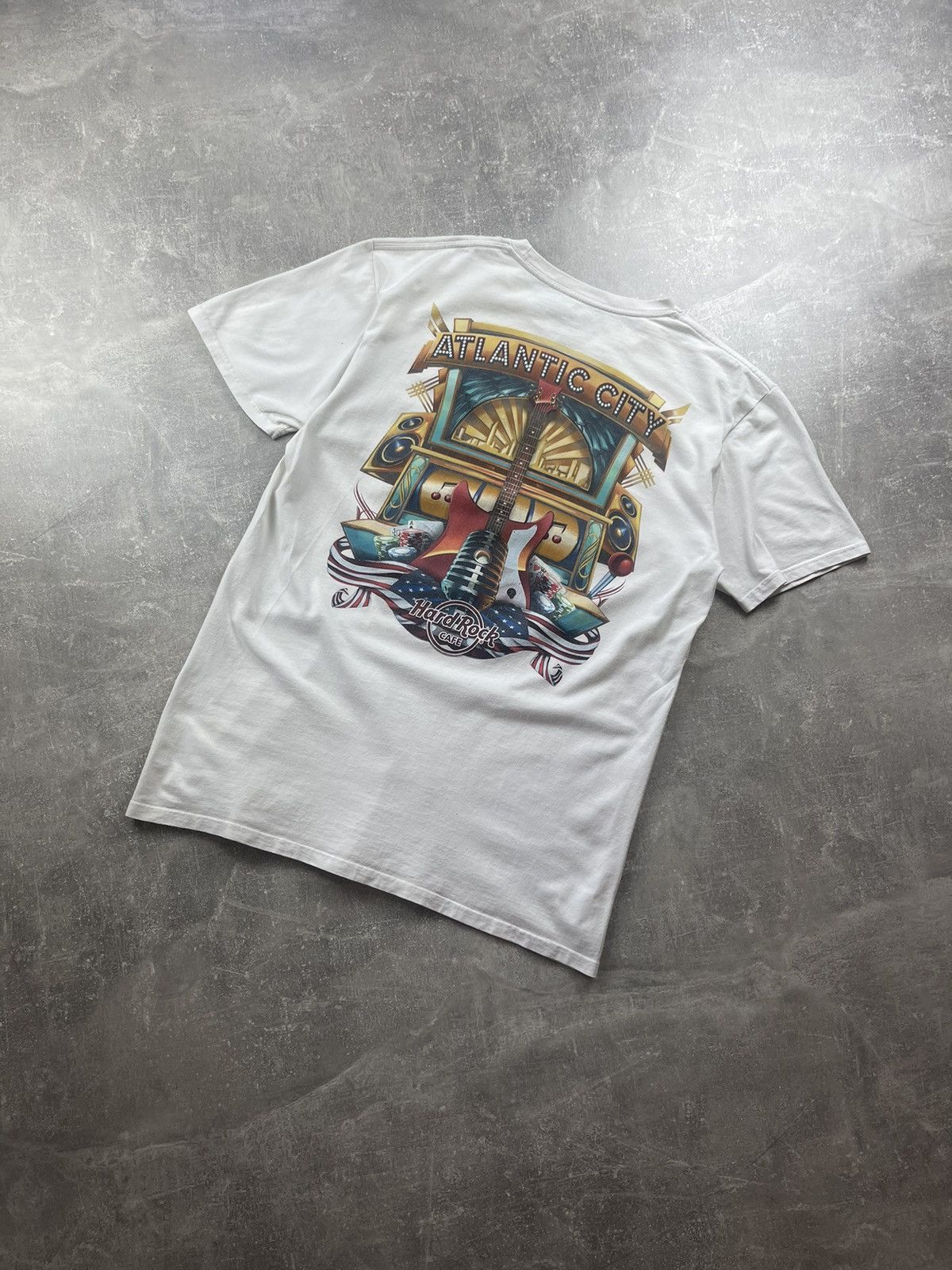 Band Tees × Hard Rock Cafe × Vintage Hard Rock Cafe Atlantic City Graphic Tee Guitar Print Tee Size US L / EU 52-54 / 3 - 1 Thumbnail