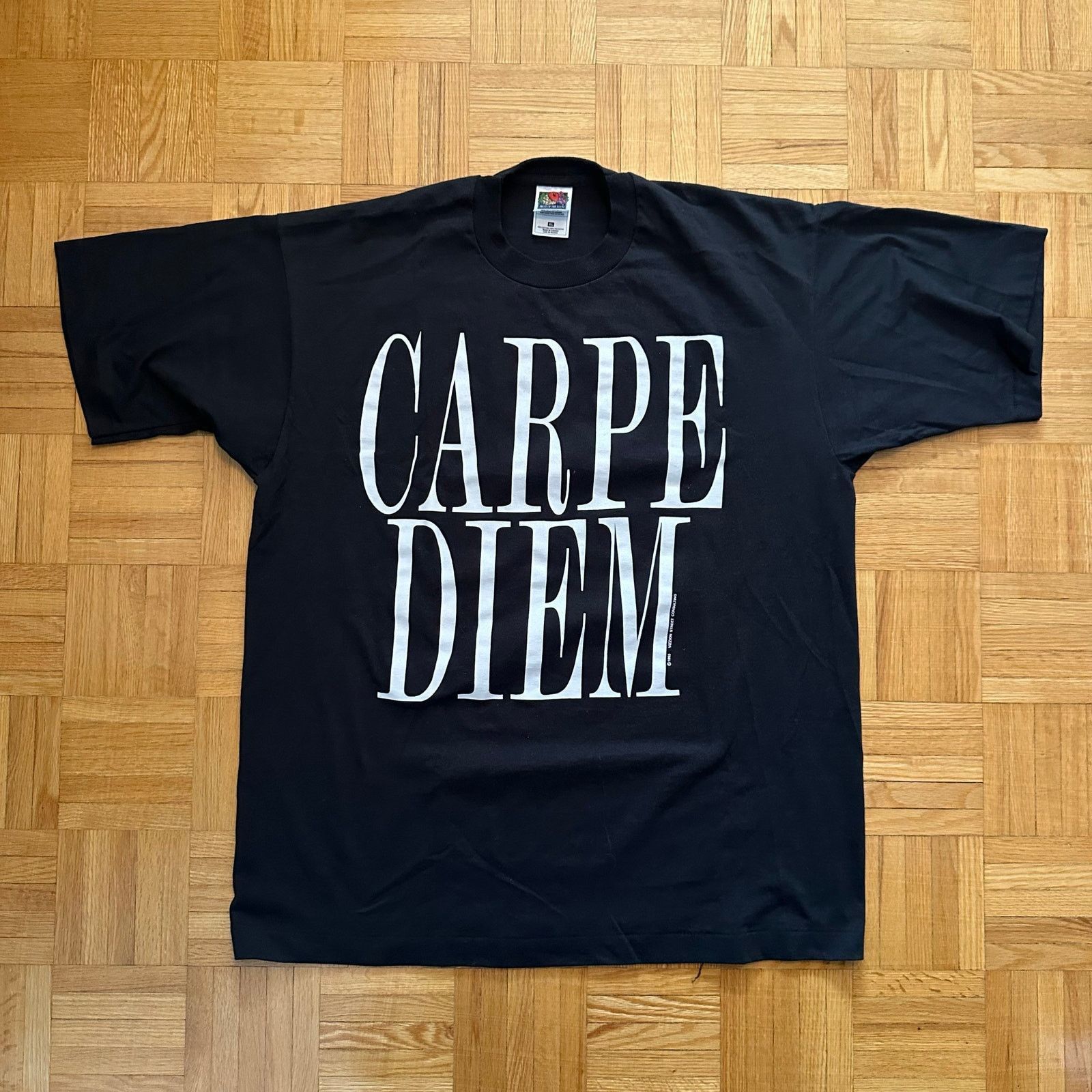 Vintage 90s Carpe Diem Single stitch black shirt Size XL