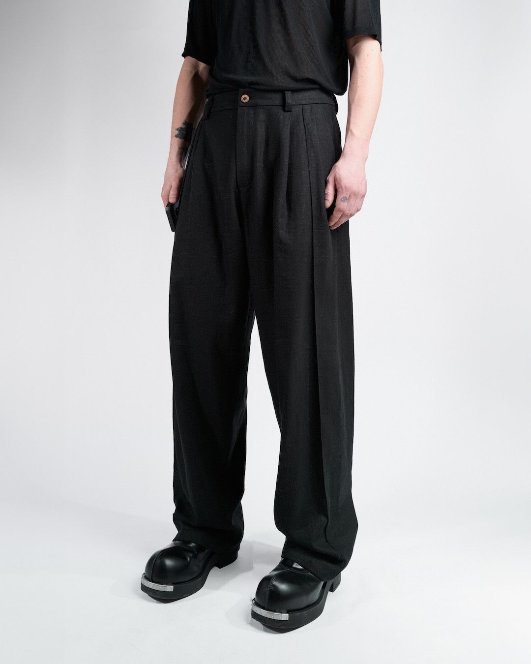 Other NKTRMNV PLEATED LINEN PANTS Size US 30 / EU 46 - 1 Thumbnail