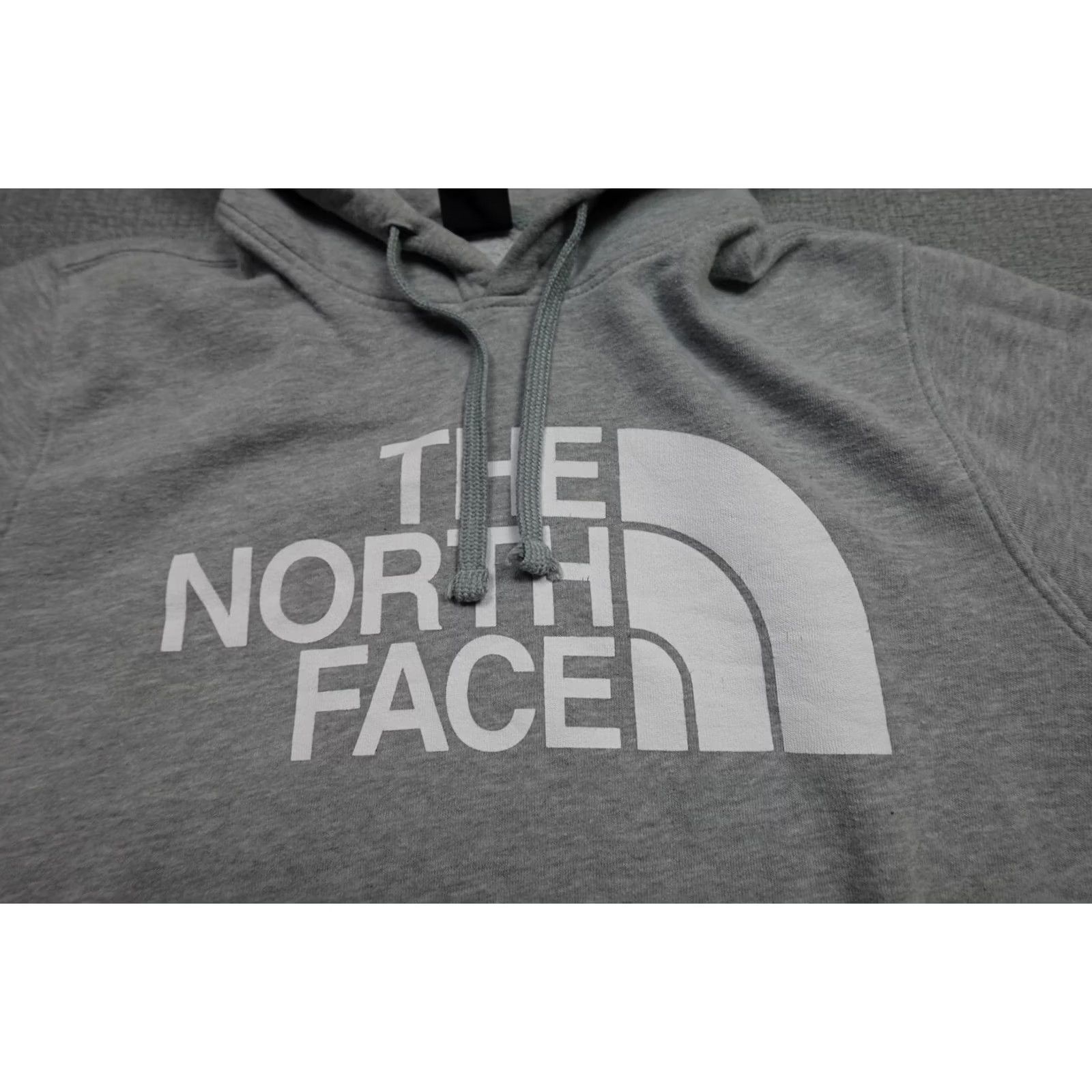 The North Face The North Face Sweatshirt Men Medium Gray Fleece Hoodie Graphic Print Pullover Outdoor Hiking Size US M / EU 48-50 / 2 - 3 Thumbnail