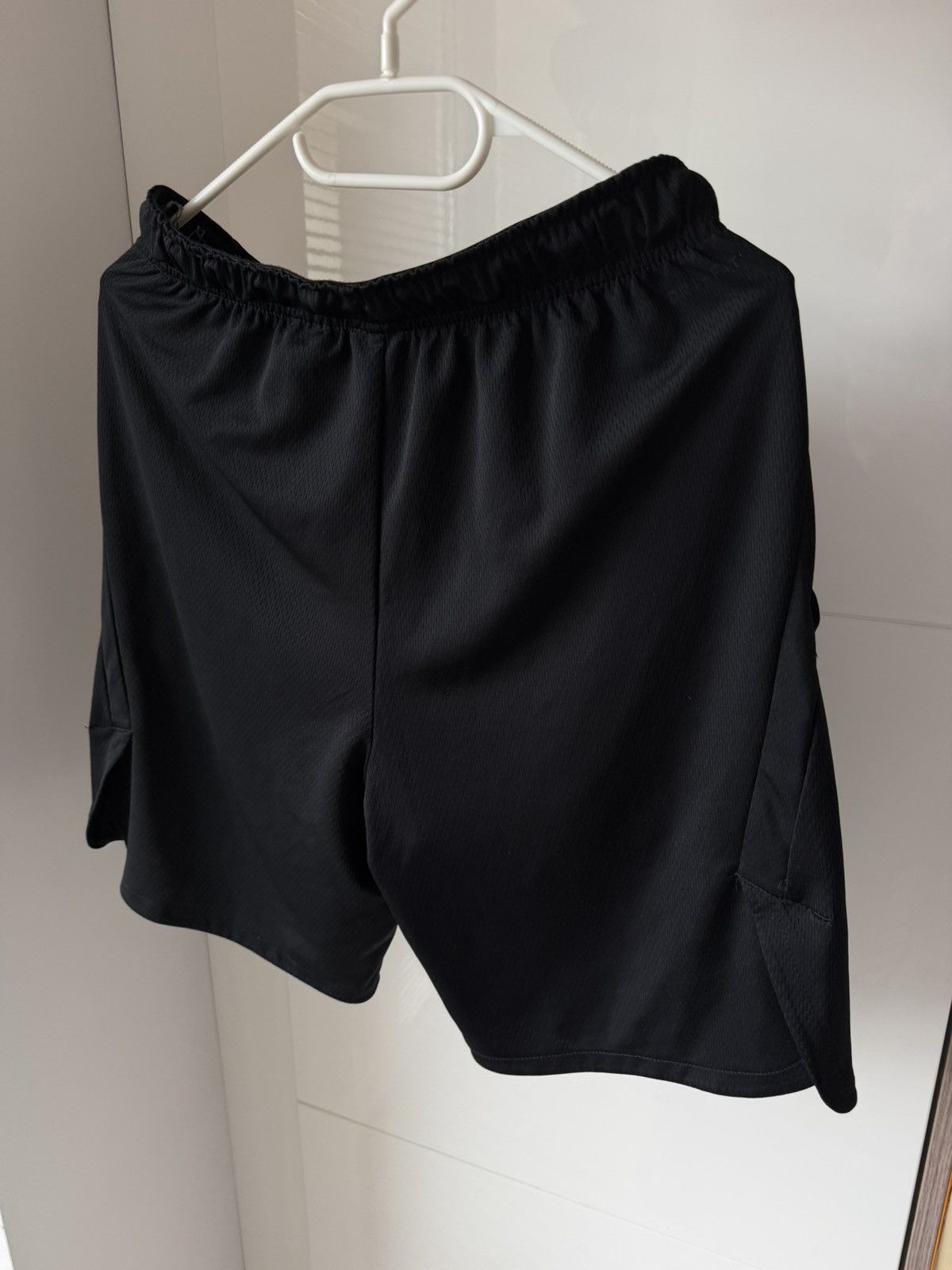 Nike Nike Running Division Reflective Swoosh Dri-Fit ADV 4 Shorts Size US 32 / EU 48 - 11 Thumbnail