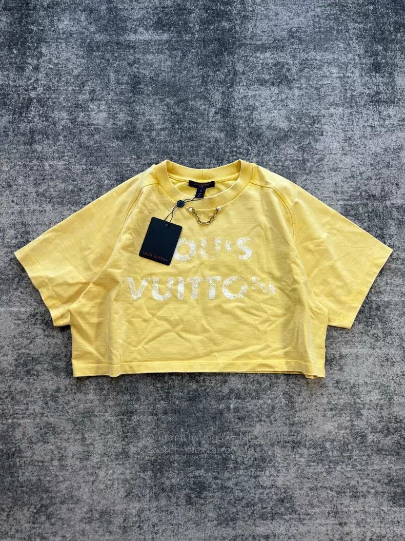 Louis Vuitton Louis Vuitton Yellow Chain Short Sleeve Size M / US 6-8 / IT 42-44 - 1 Thumbnail