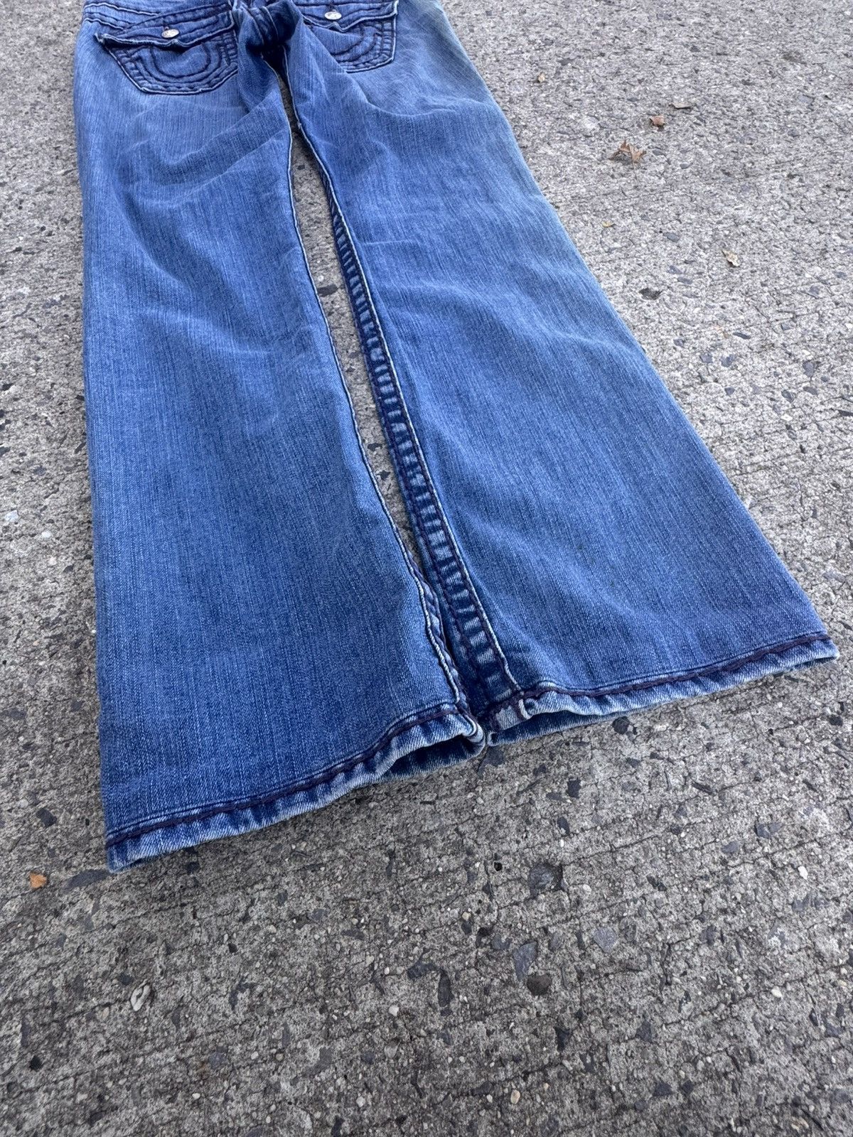 True Religion True Religion Billy Super T Jeans - Classic Bootcut Denim Size 28" / US 6 / IT 42 - 8 Thumbnail