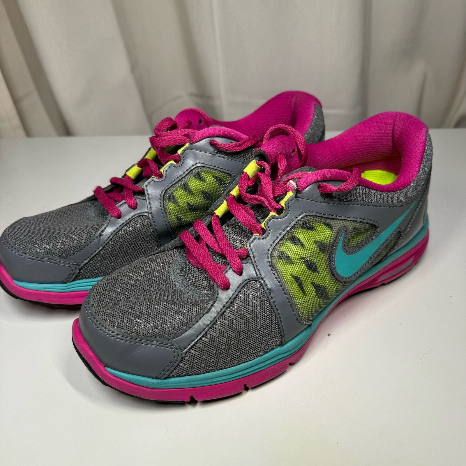 Nike Nike Dual Fusion Run Sneakers Women’s Sz 9 Running Training Size US 9 / IT 39 - 2 Thumbnail