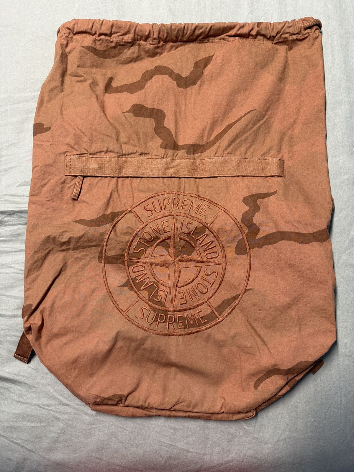 Stone Island × Supreme Supreme/ Stone Island Camo Backpack Coral Camo Size ONE SIZE - 1 Thumbnail