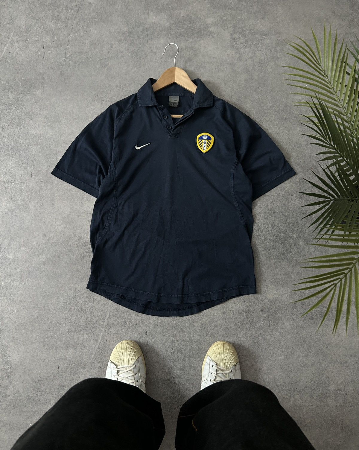 Nike Vintage Nike Leeds 00s polos jersey mens y2k Size US S / EU 44-46 / 1 - 1 Thumbnail